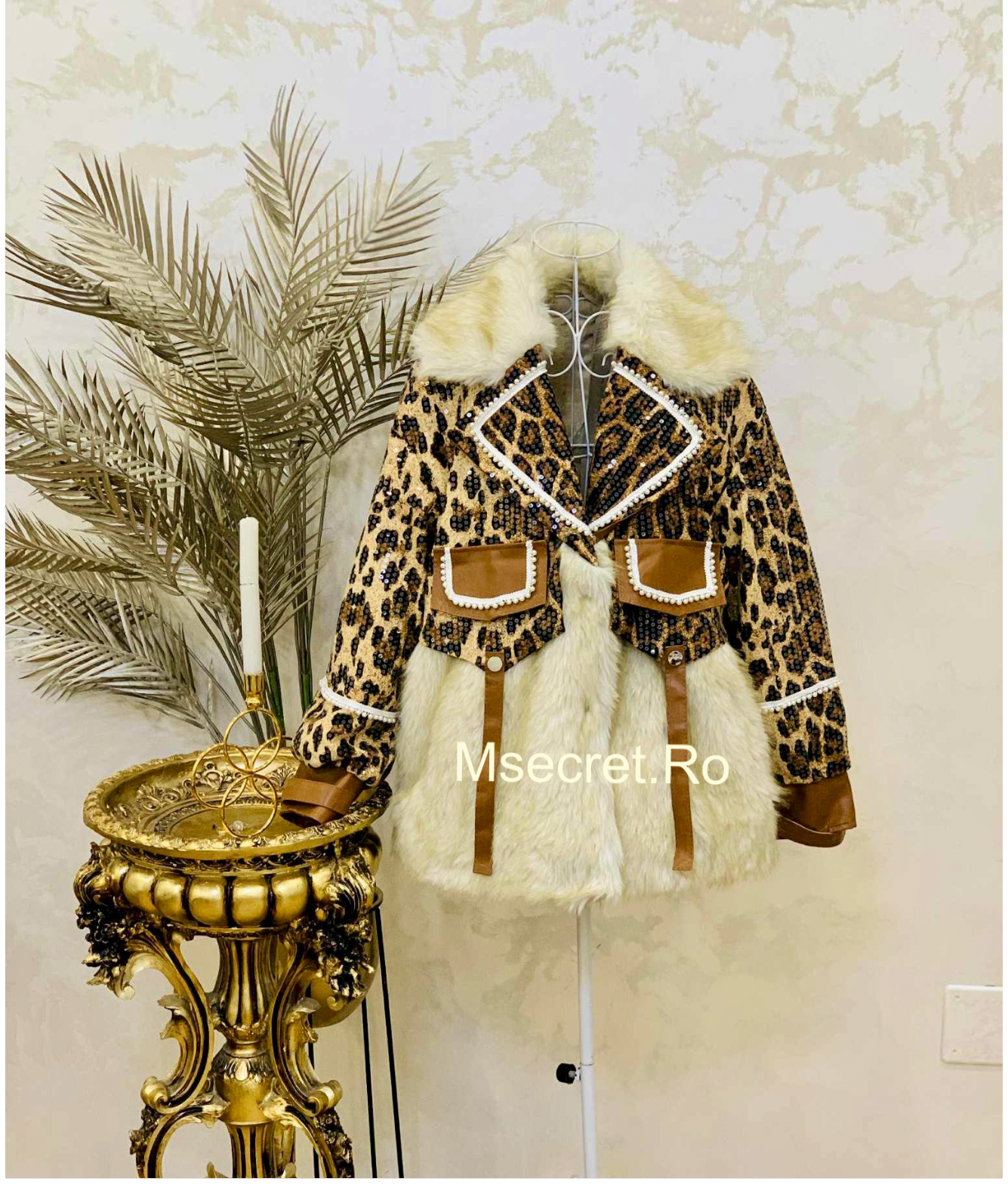 Haina de blana animal print cu blana