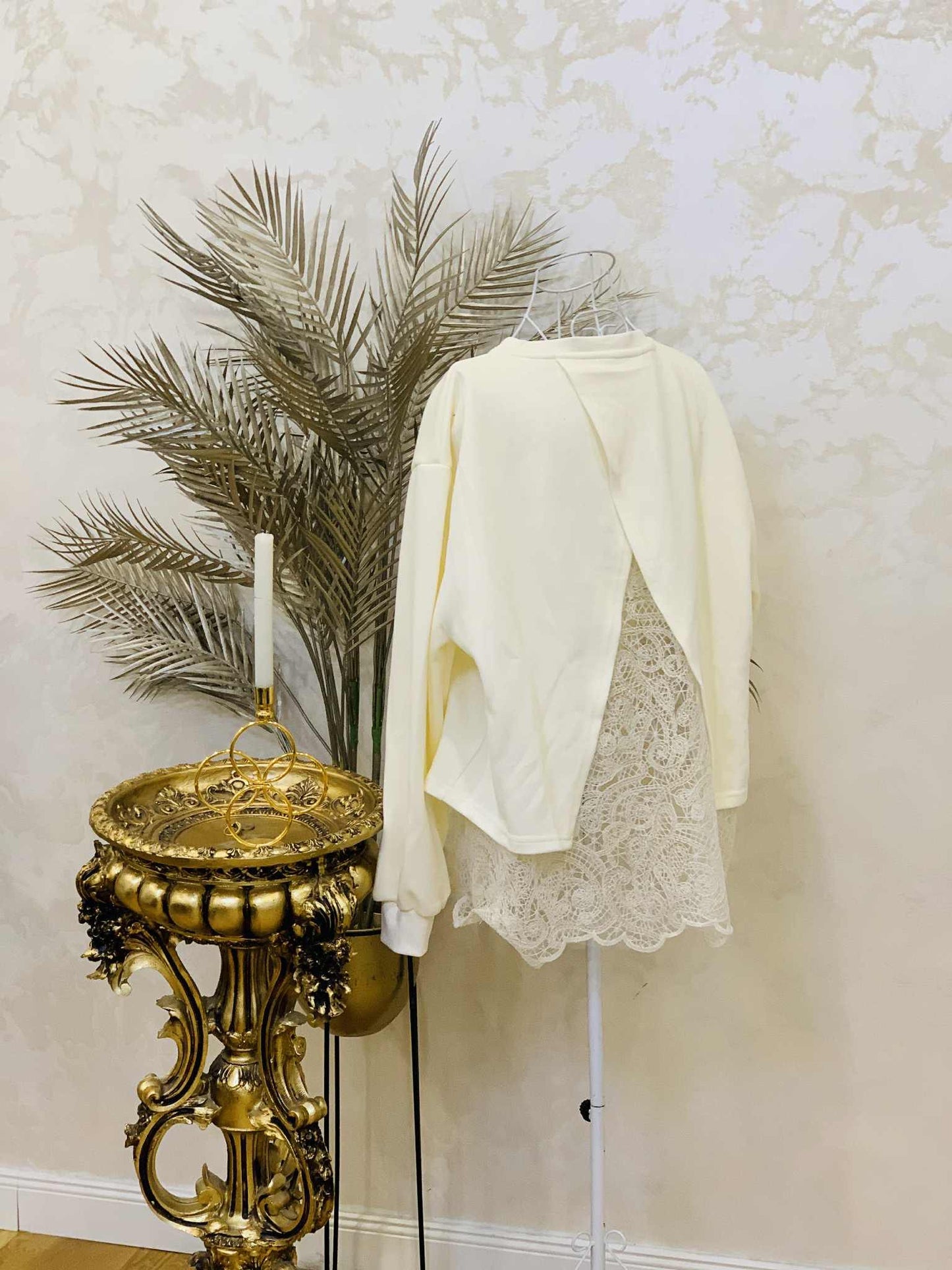 Bluza ivory cu pietre