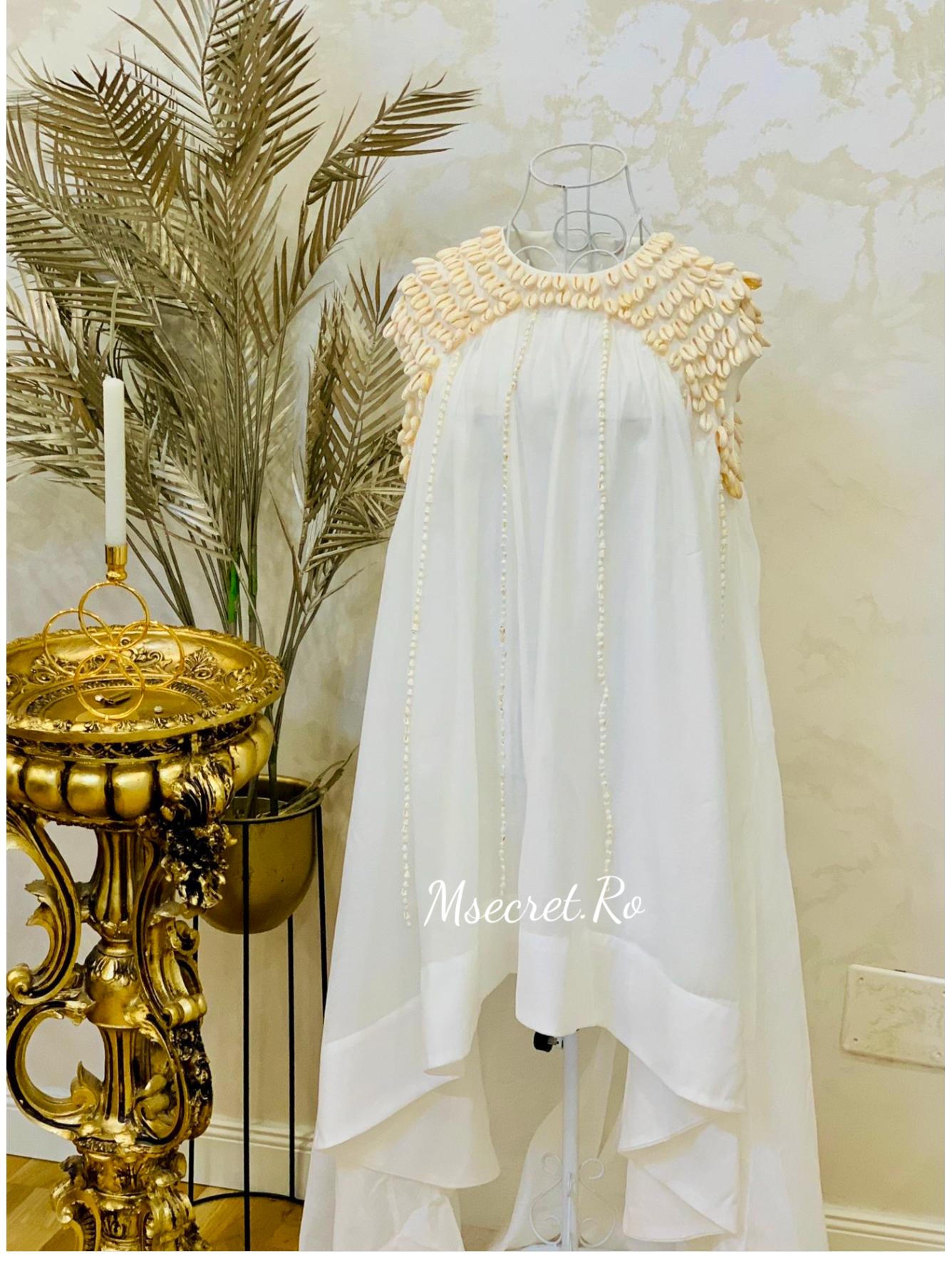 Rochie din in cu scoici
