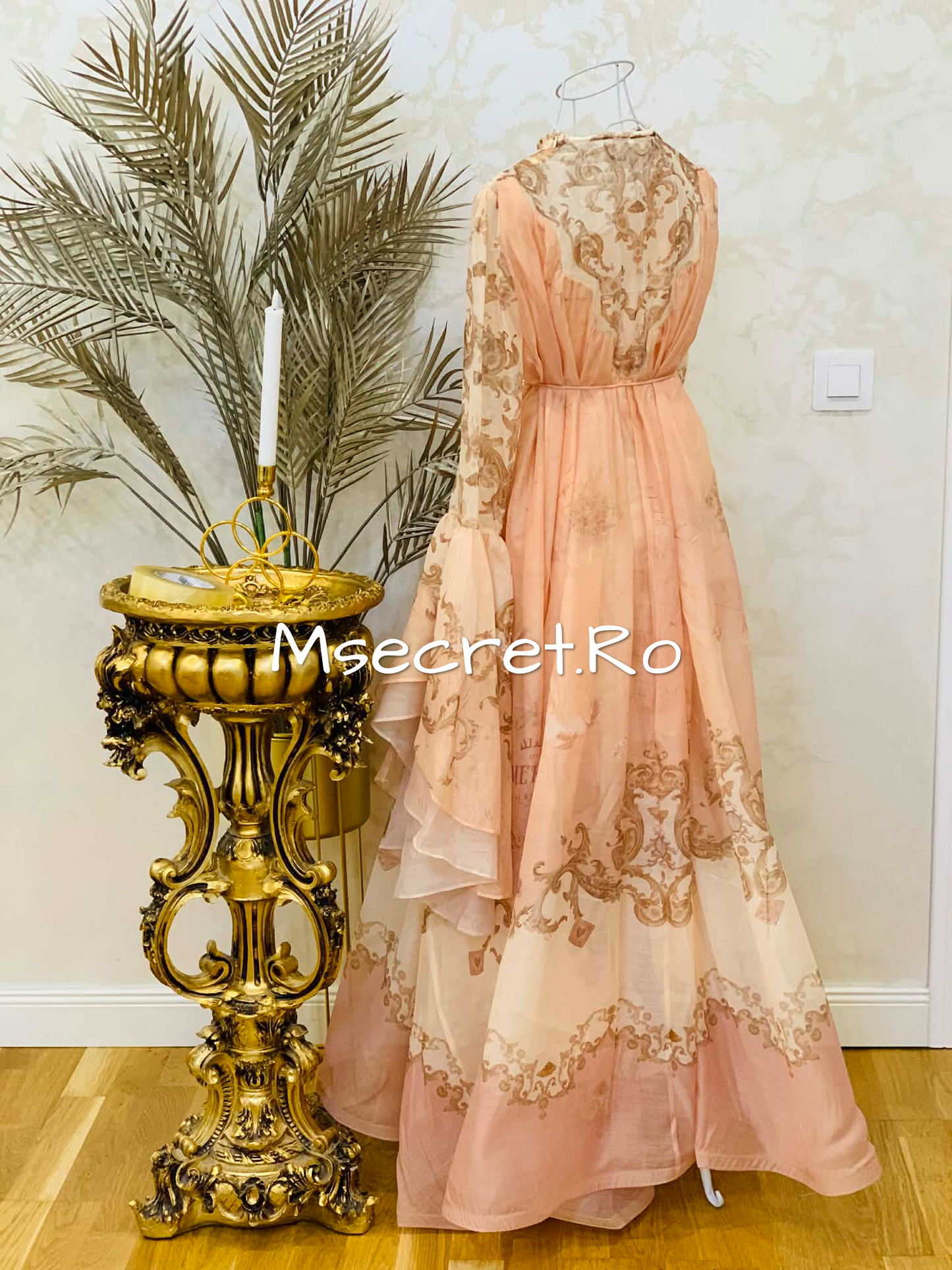 Long linen dress with baroque print