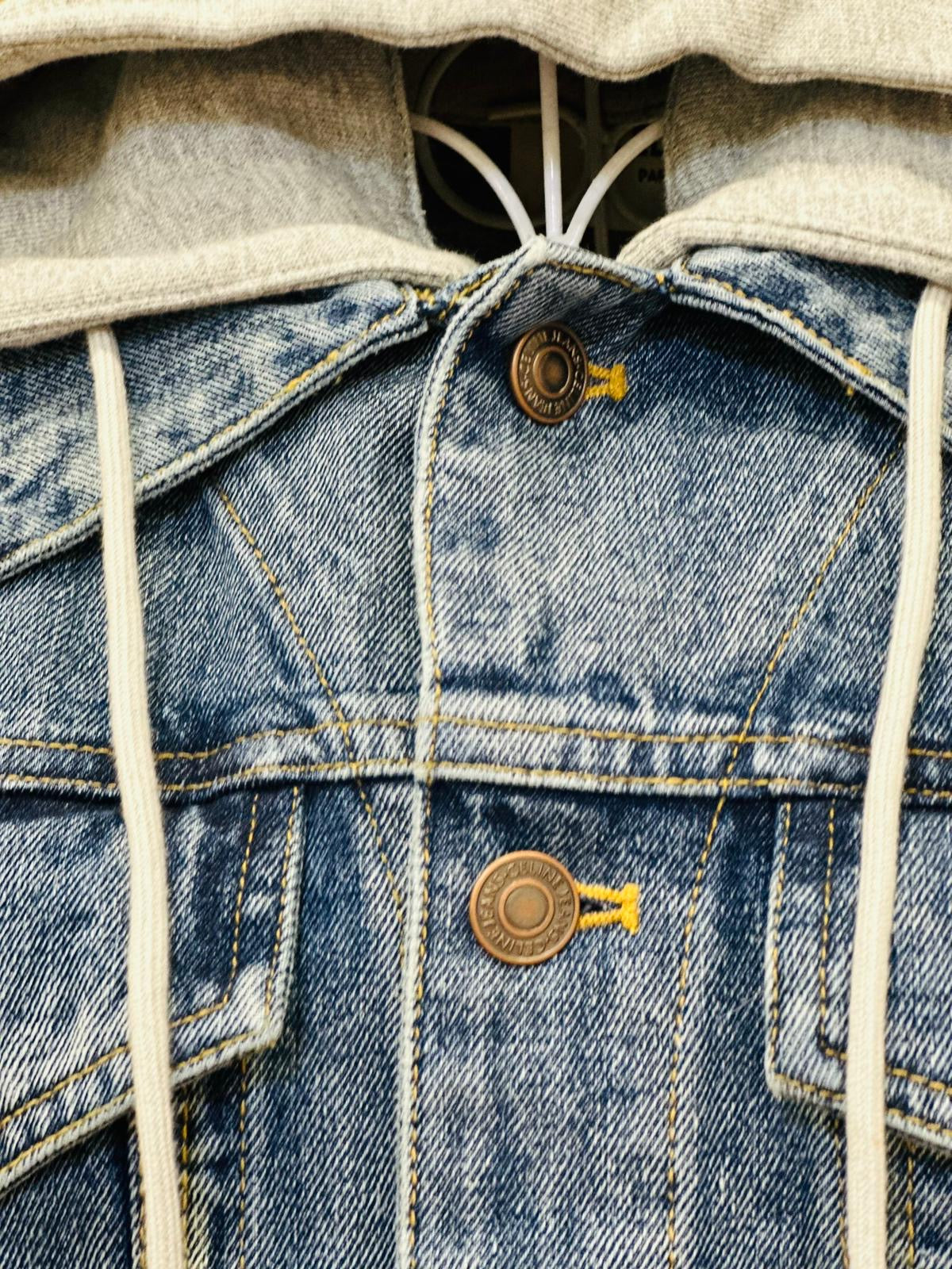 Vesta din denim cu gluga detasabila