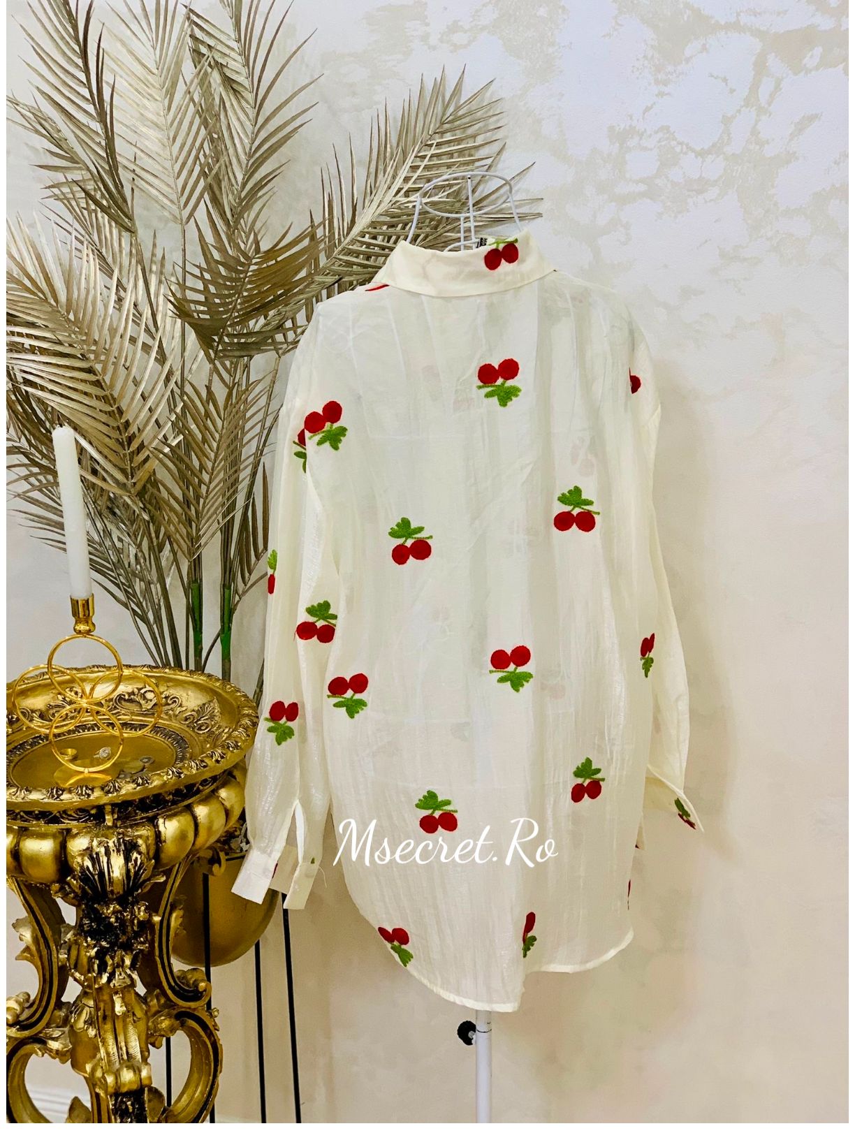 Compleu din matase cu broderie si cirese