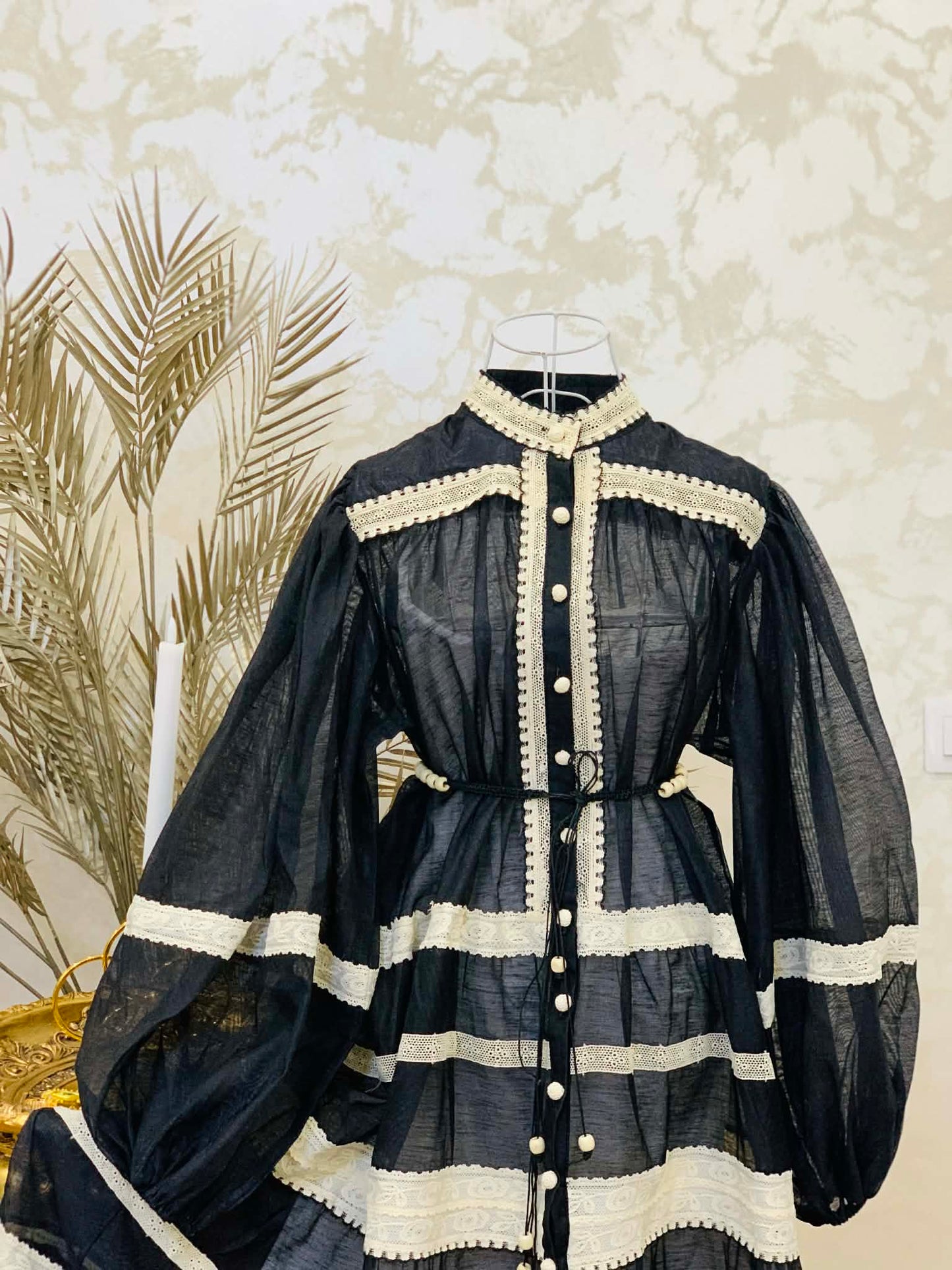 Rochie neagra din in cu jupa