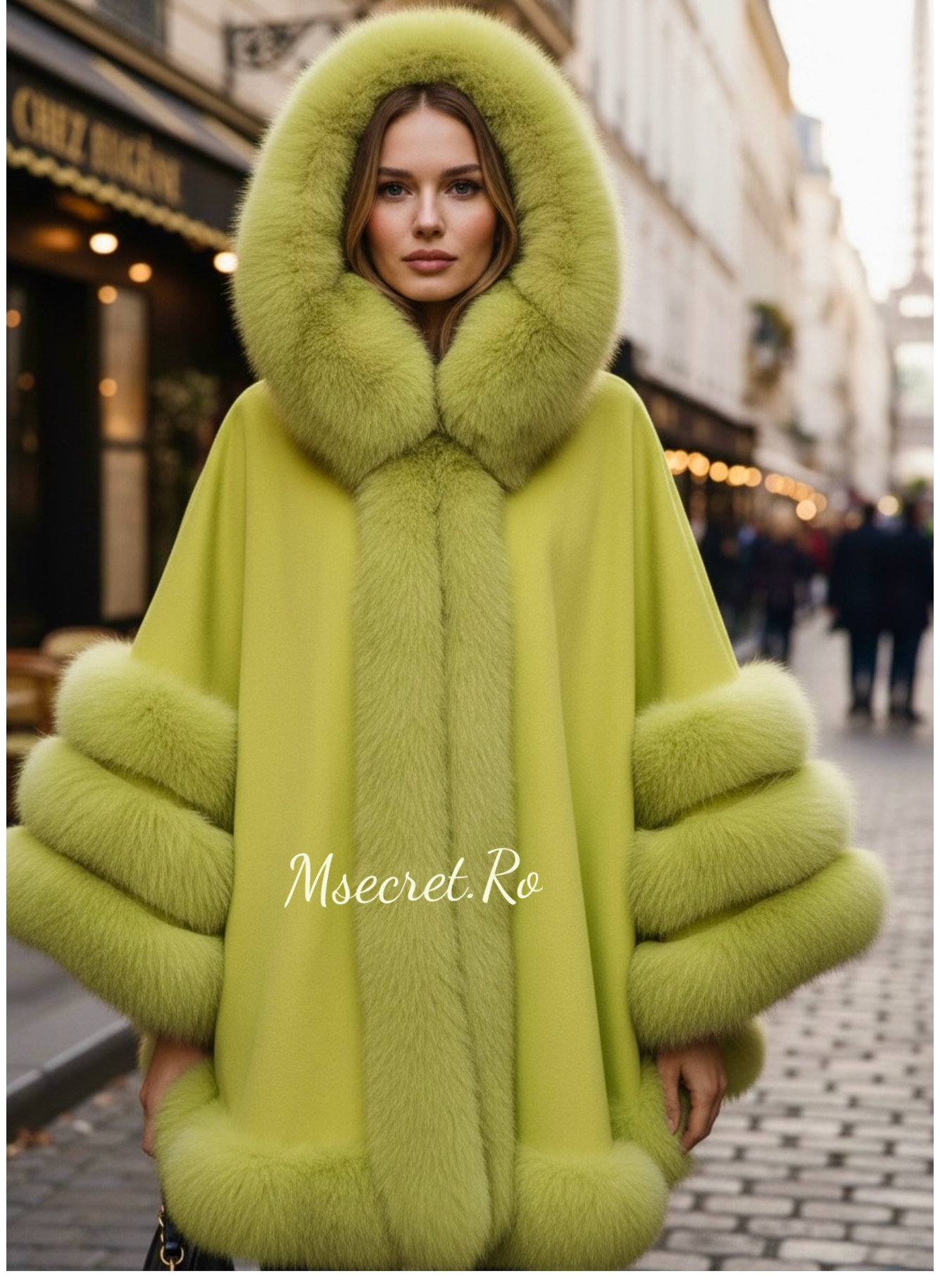 Capa din lana cu blana naturala de vulpe