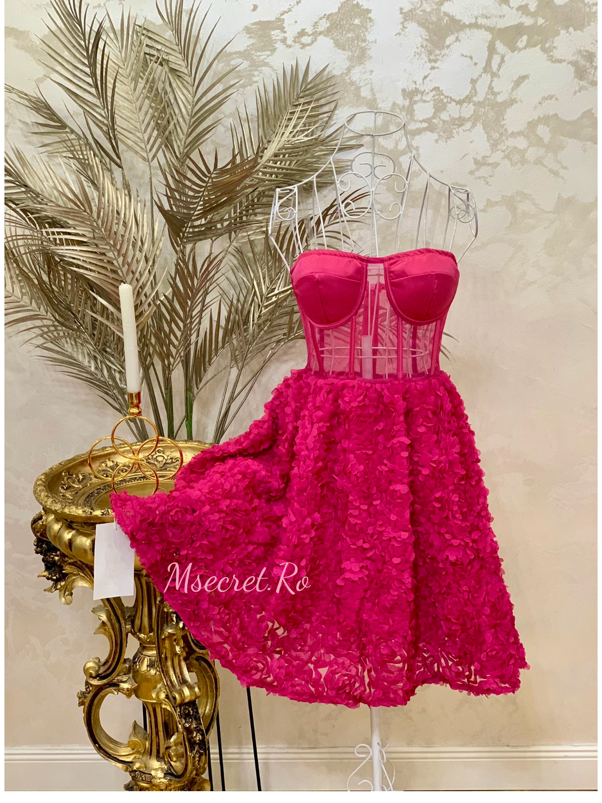Rochie midi roz cu flori