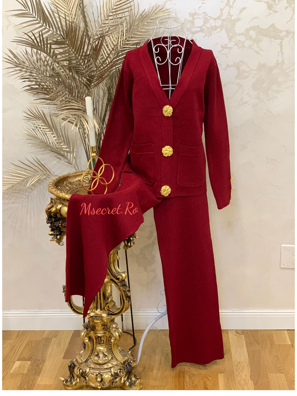 Compleu burgundy din tricot cu detalii aurii Disy