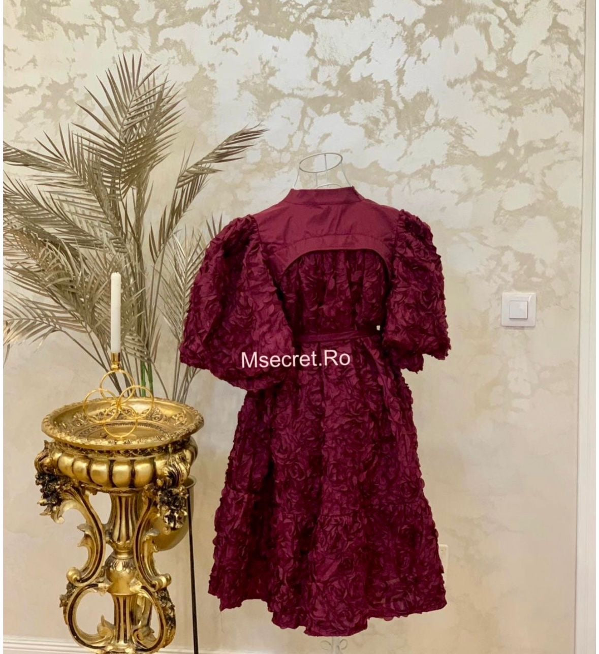 Rochie burgundy cu detalii florale 3D