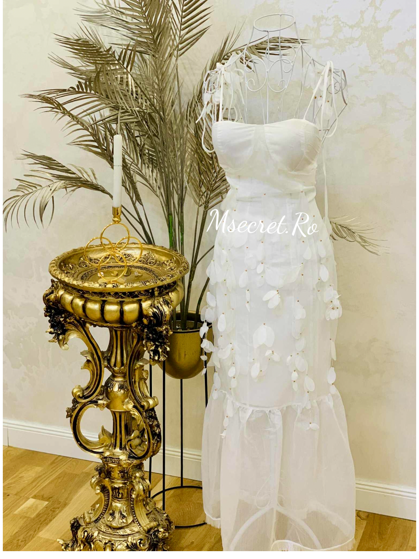 Rochie alba sirenă din in și mătase cu aplicații florale 3D
