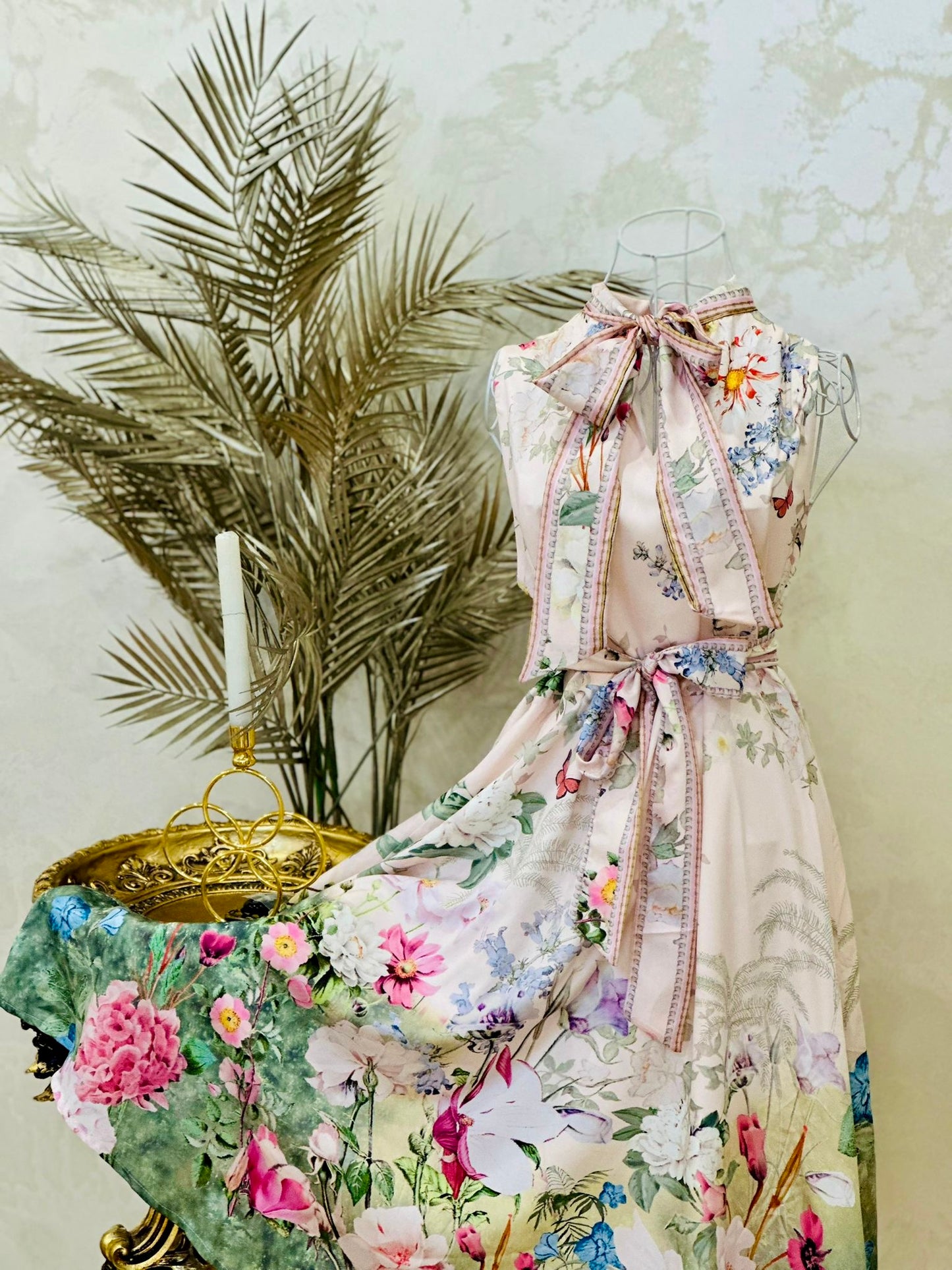 Rochie roz cu imprimeu