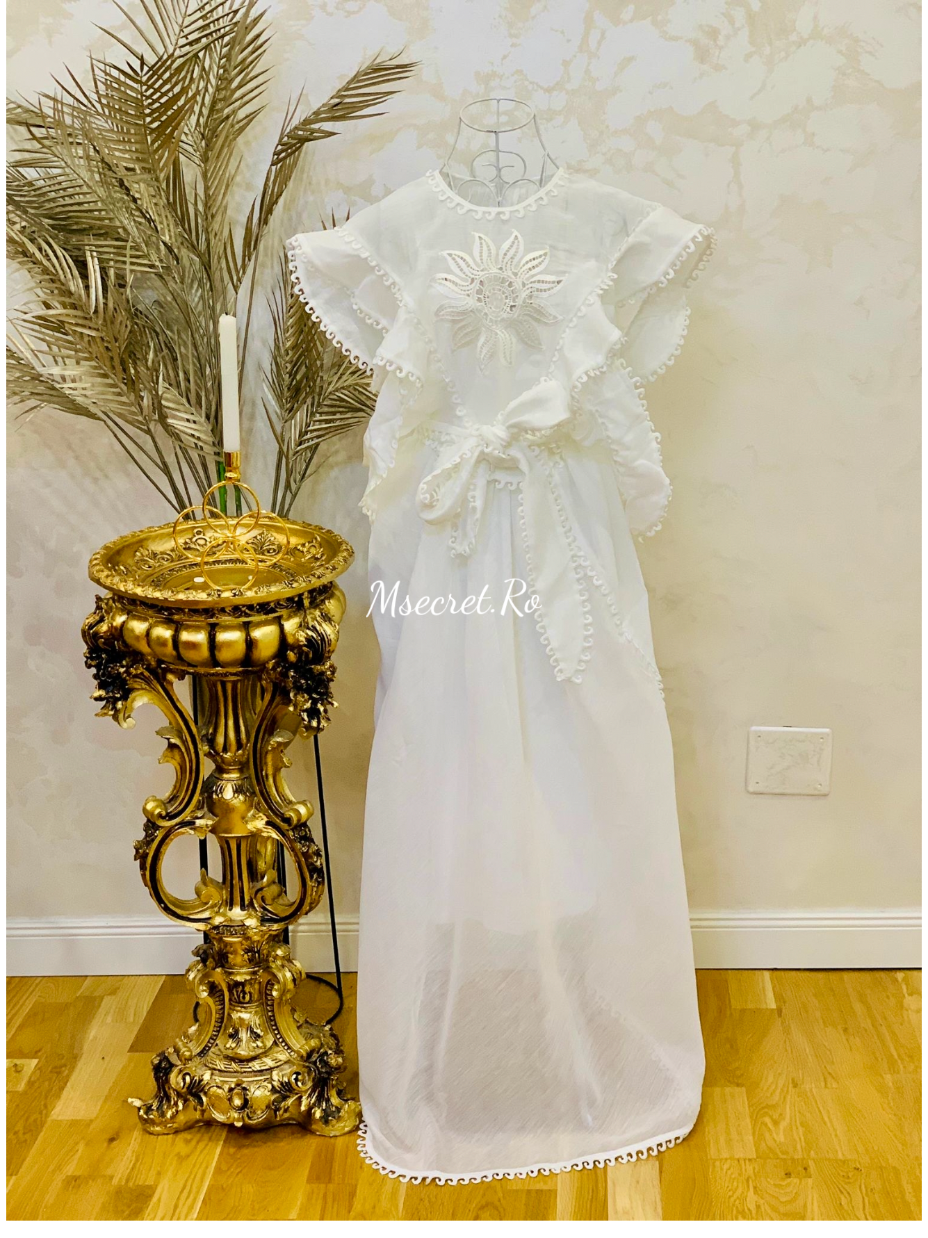 Rochie alba din in Malina