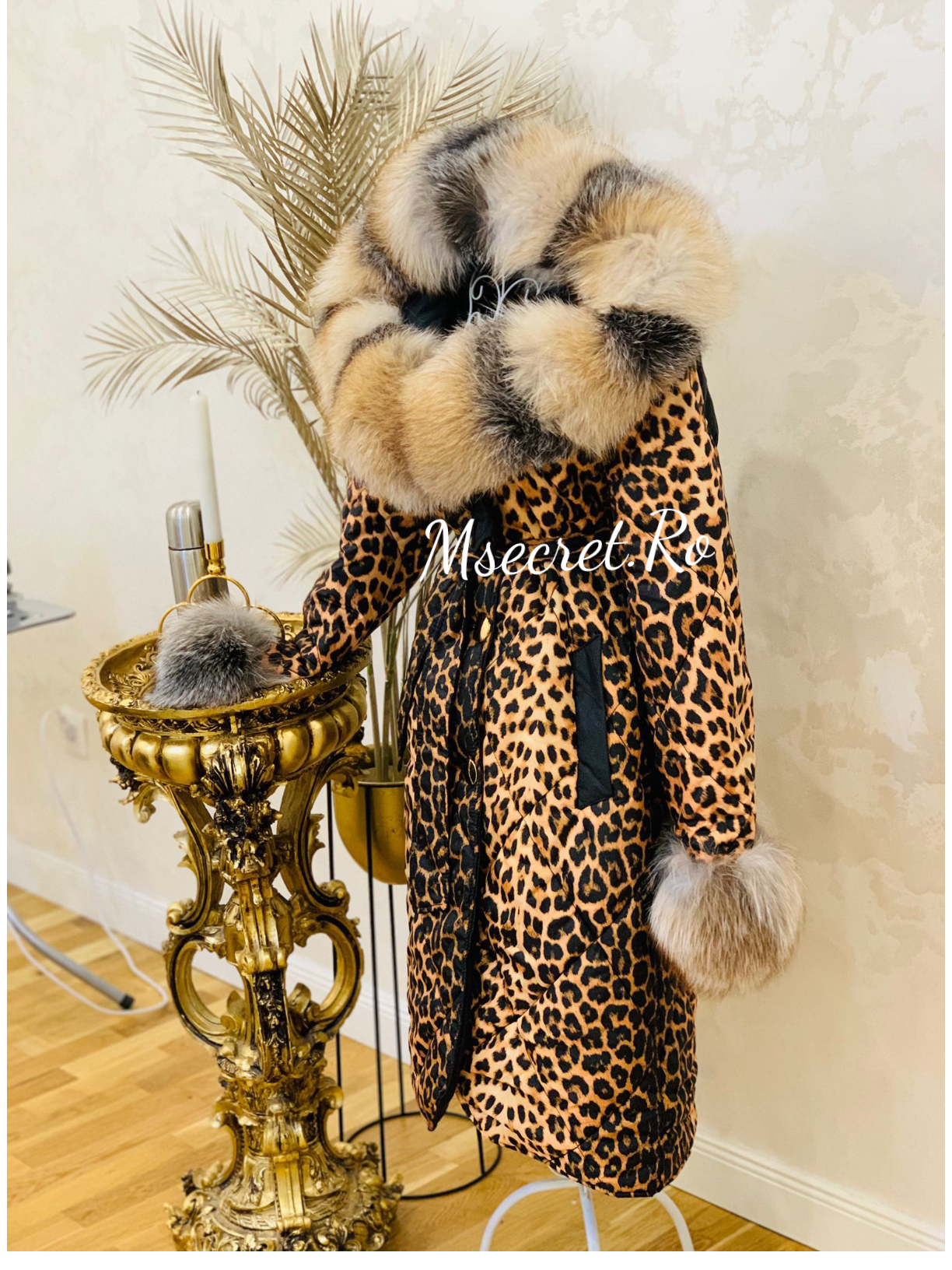 Geaca lunga animal print cu guler de blana naturala