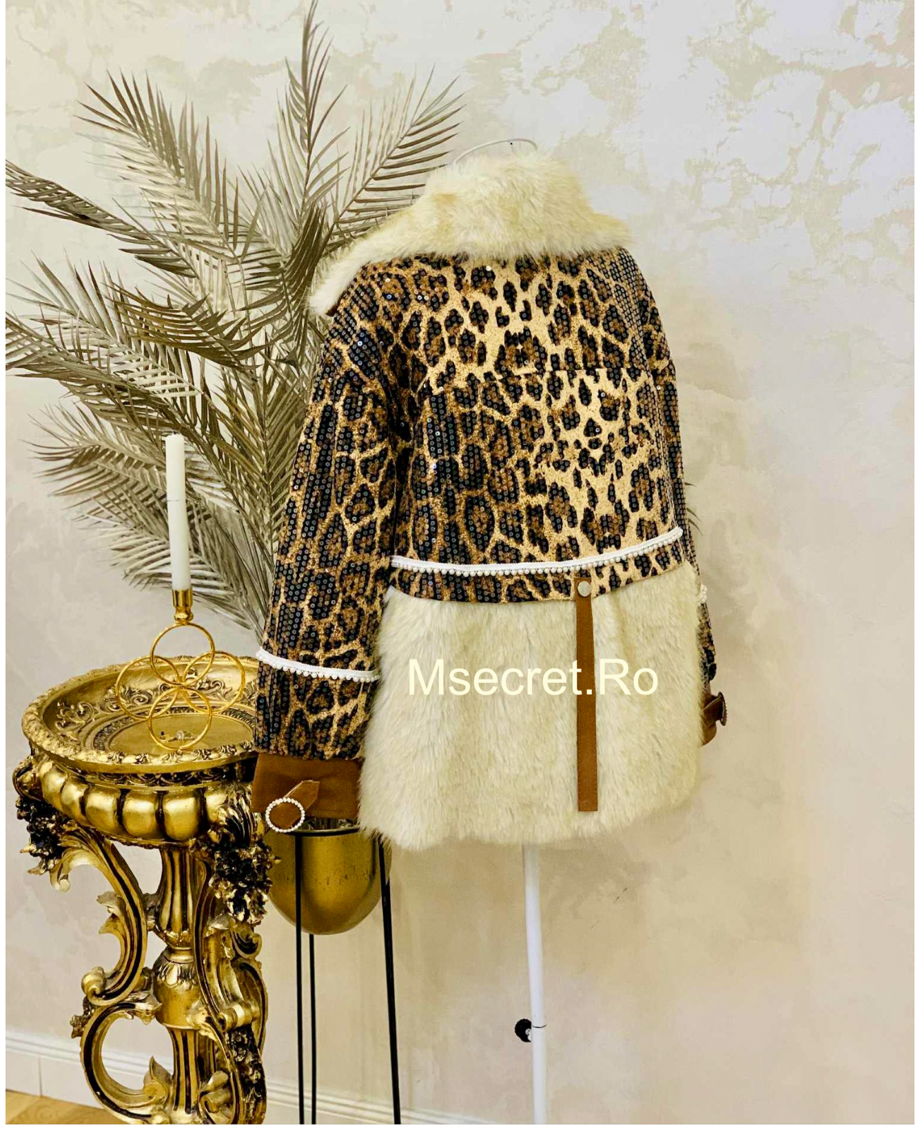 Haina de blana animal print cu blana