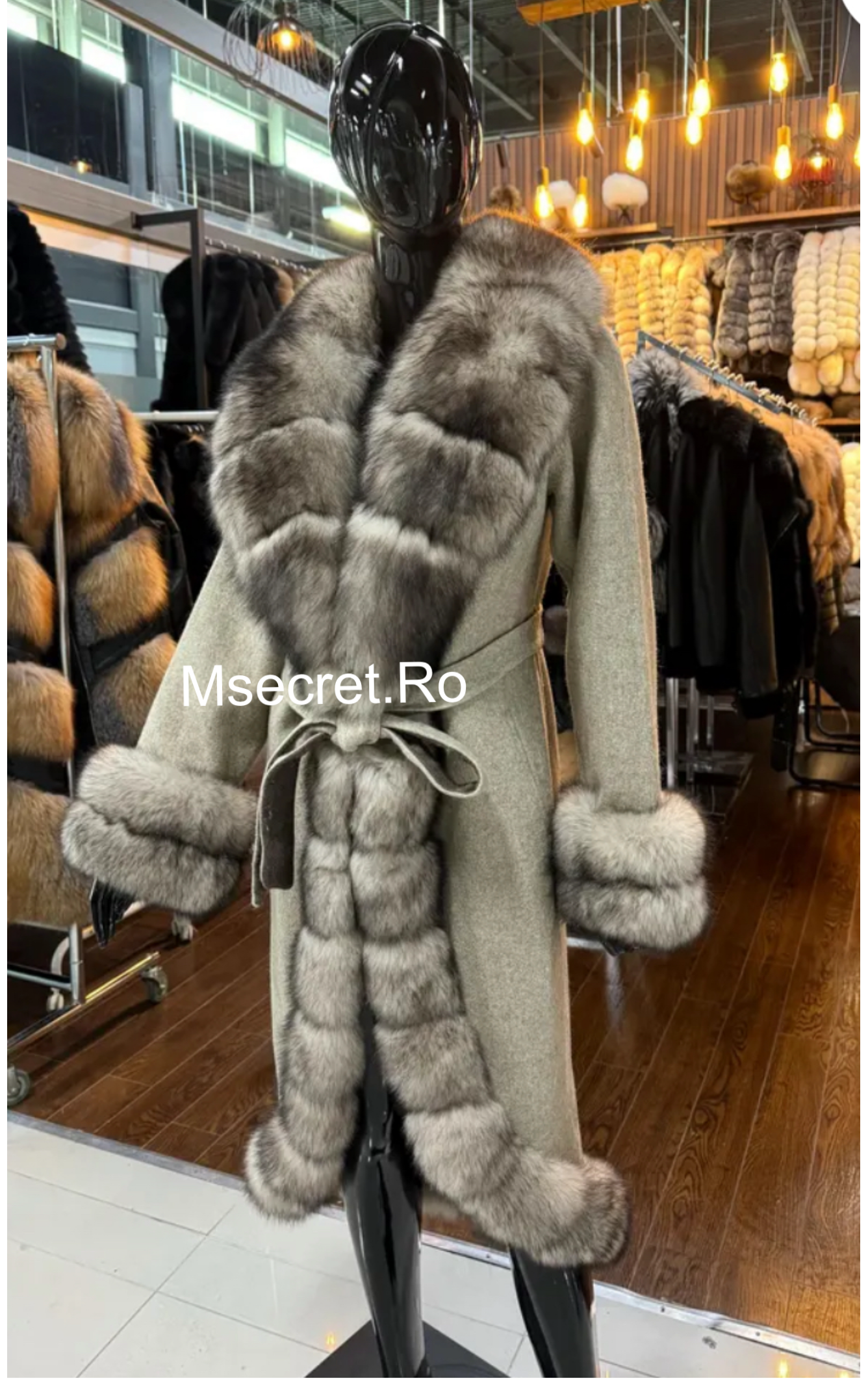 Palton elegant din alpaca cu blana naturala de vulpe