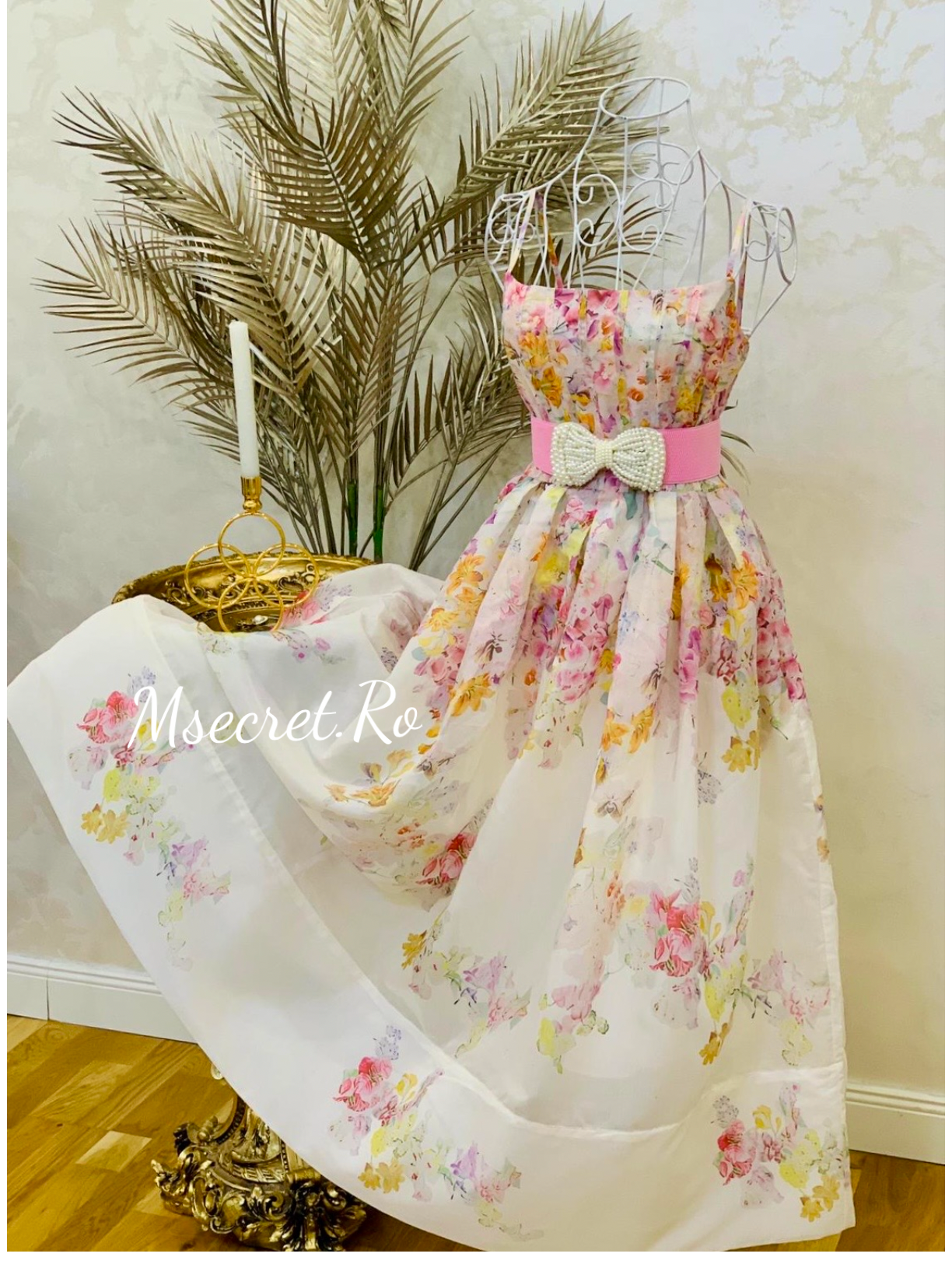 Rochie superba din in si matase cu flori