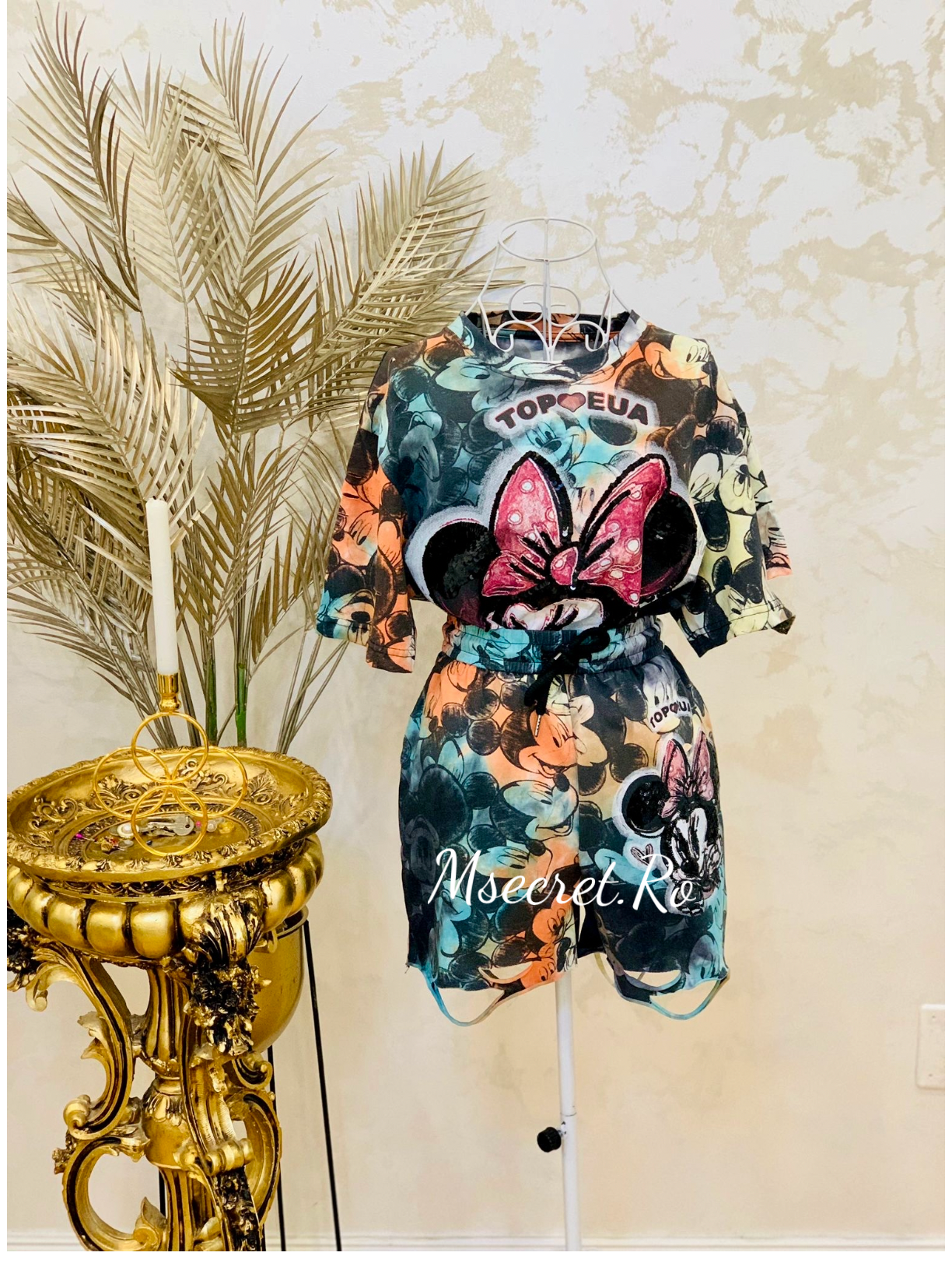 Compleu bumbac cu pantaloni scurti si tricou