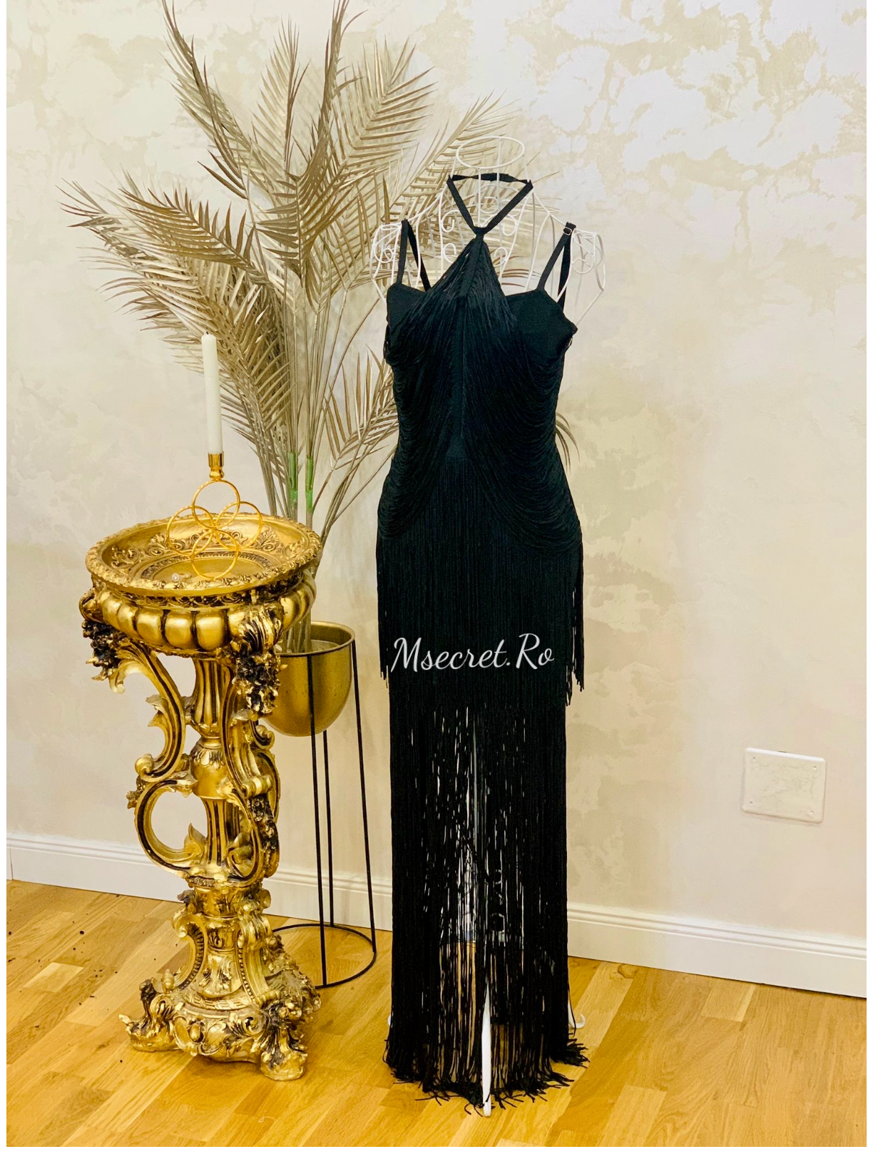 Rochie neagra cu franjuri