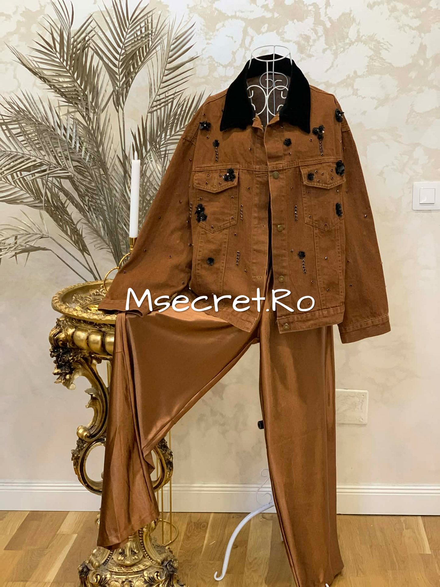Brown denim jacket with 3D appliques