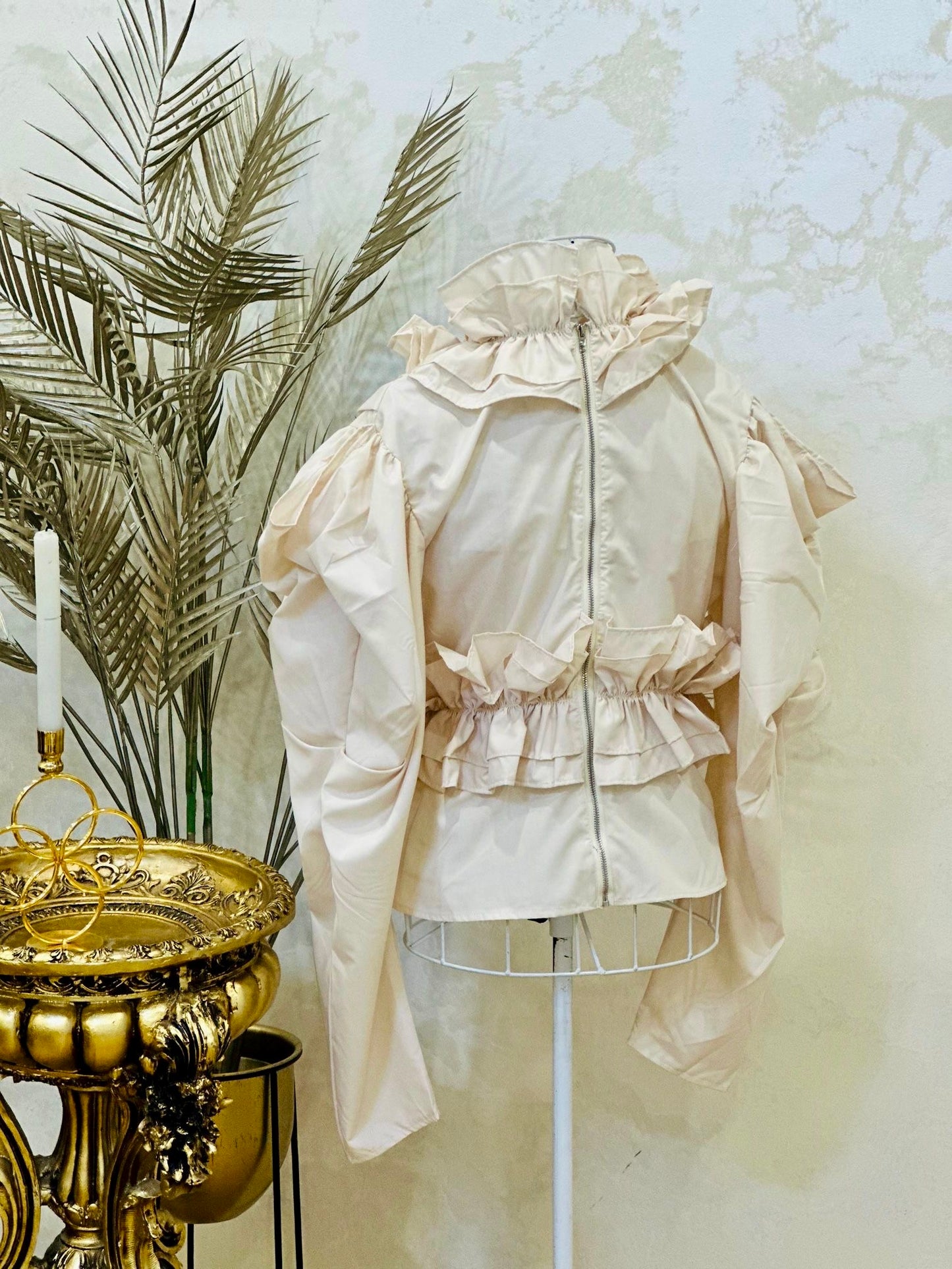 Bluza ivory cu volane