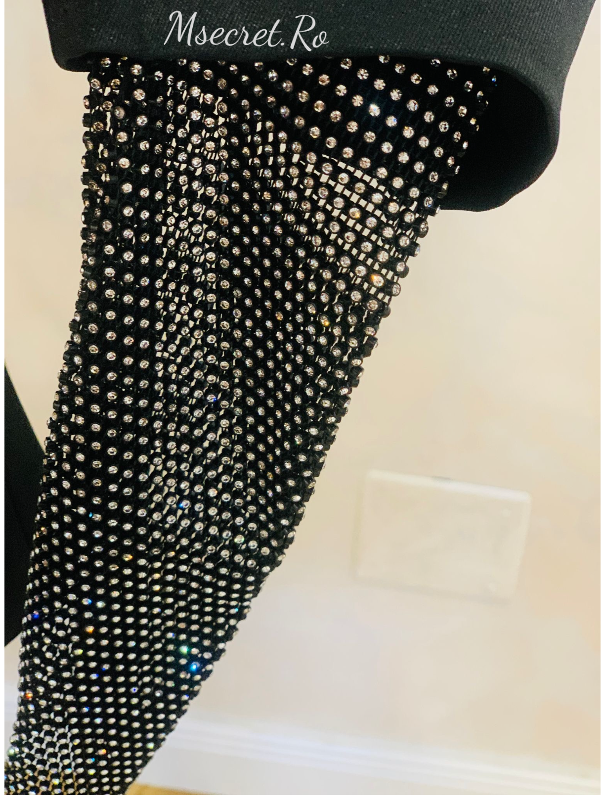 Sacou negru cu epoleti si maneca plasa