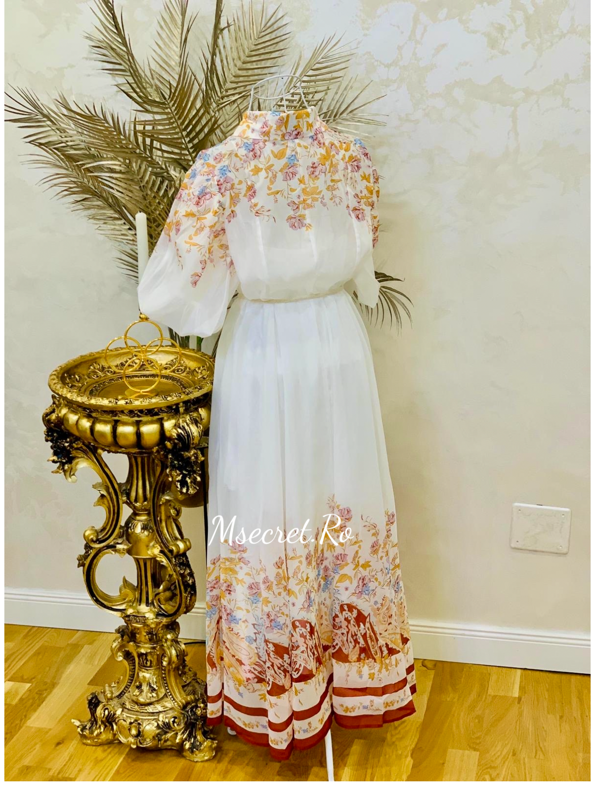 Rochie alba cu flori Anne
