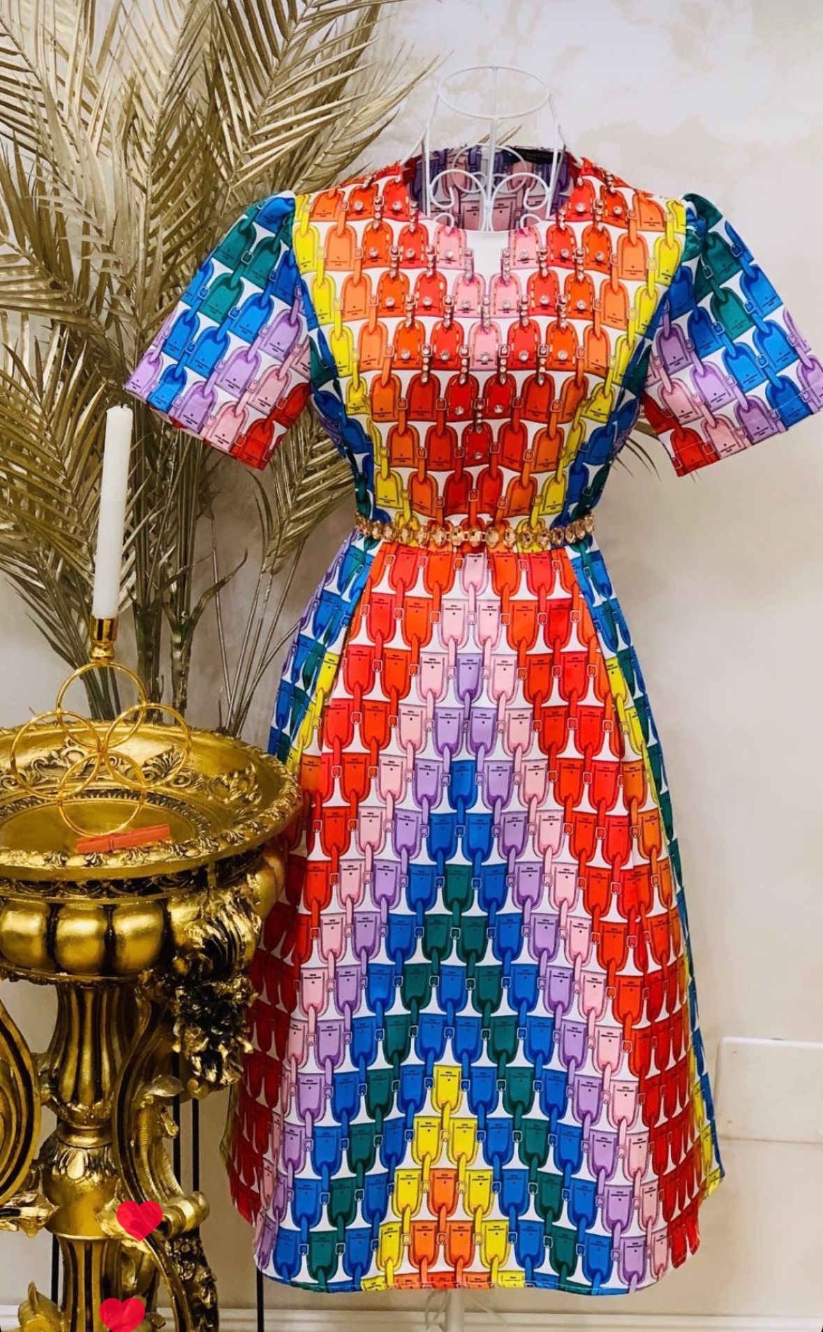 Rochie multicoloră cu mâneci scurte Ailinne