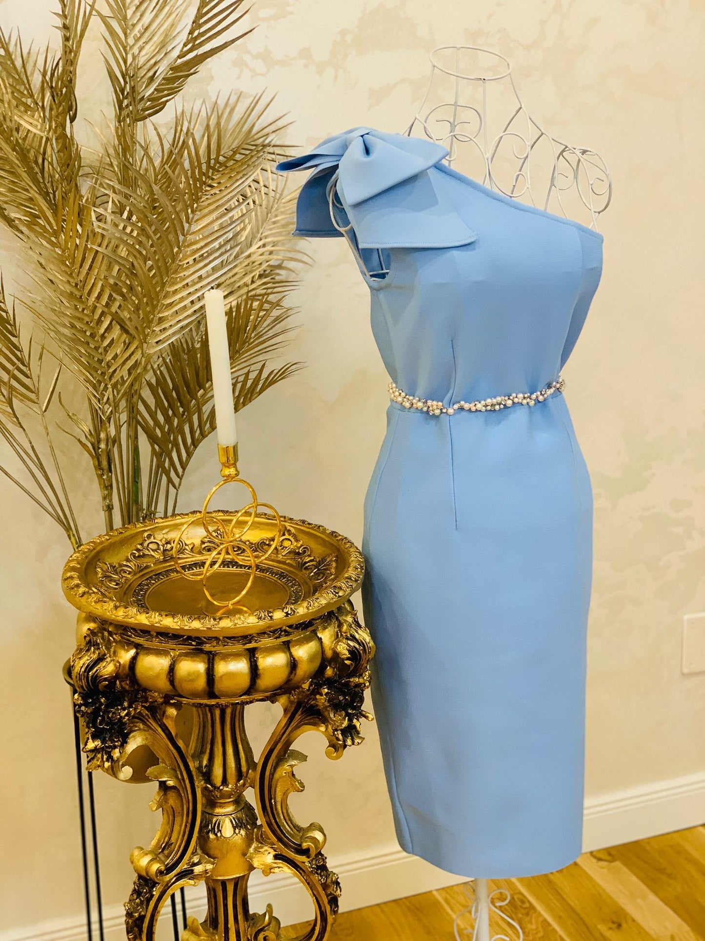 Rochie fără umăr midi