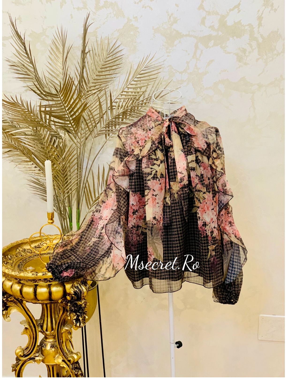Compleu floral cu pantaloni scurti si camasa