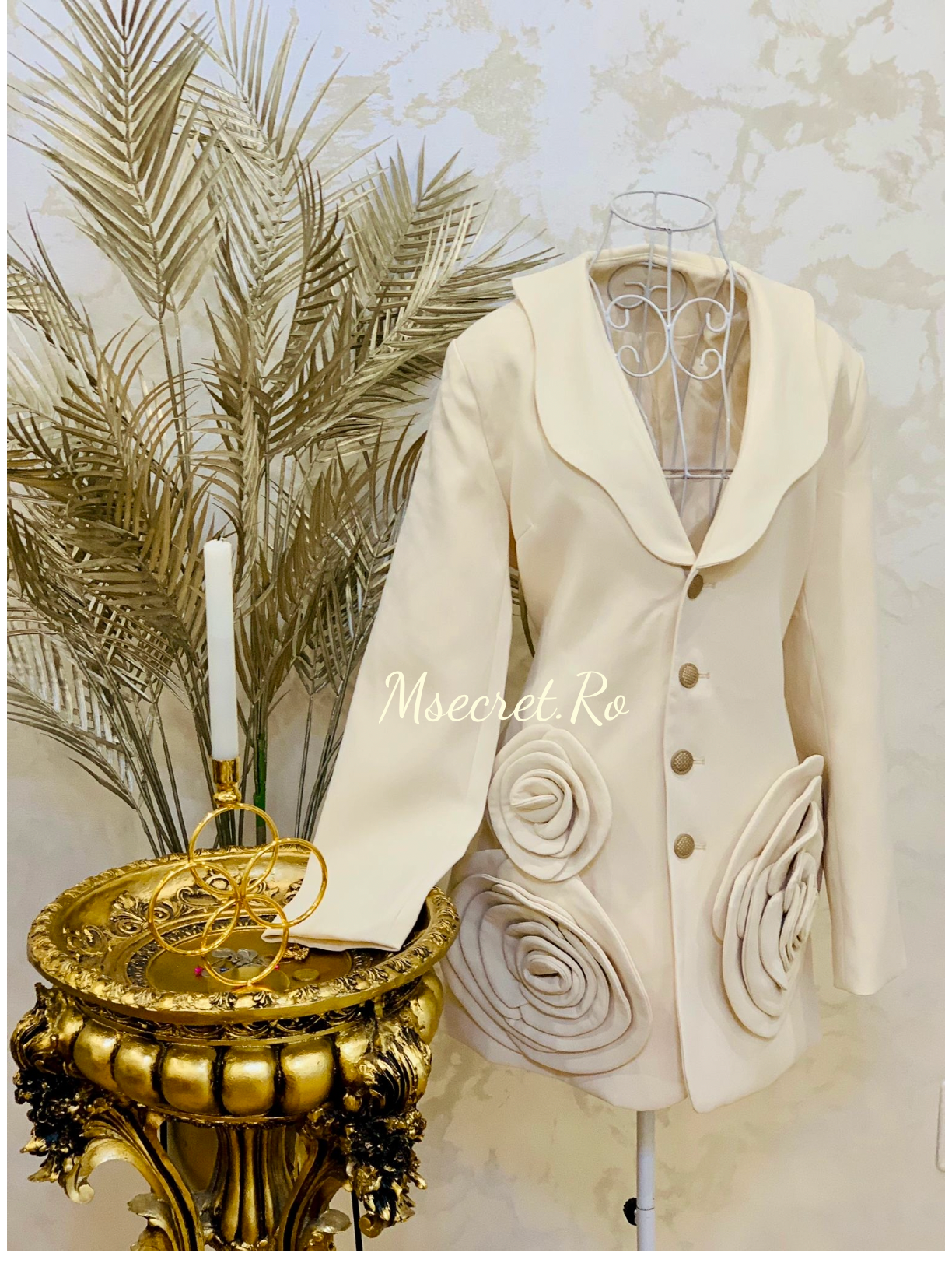 Rochie sacou bej cu flori