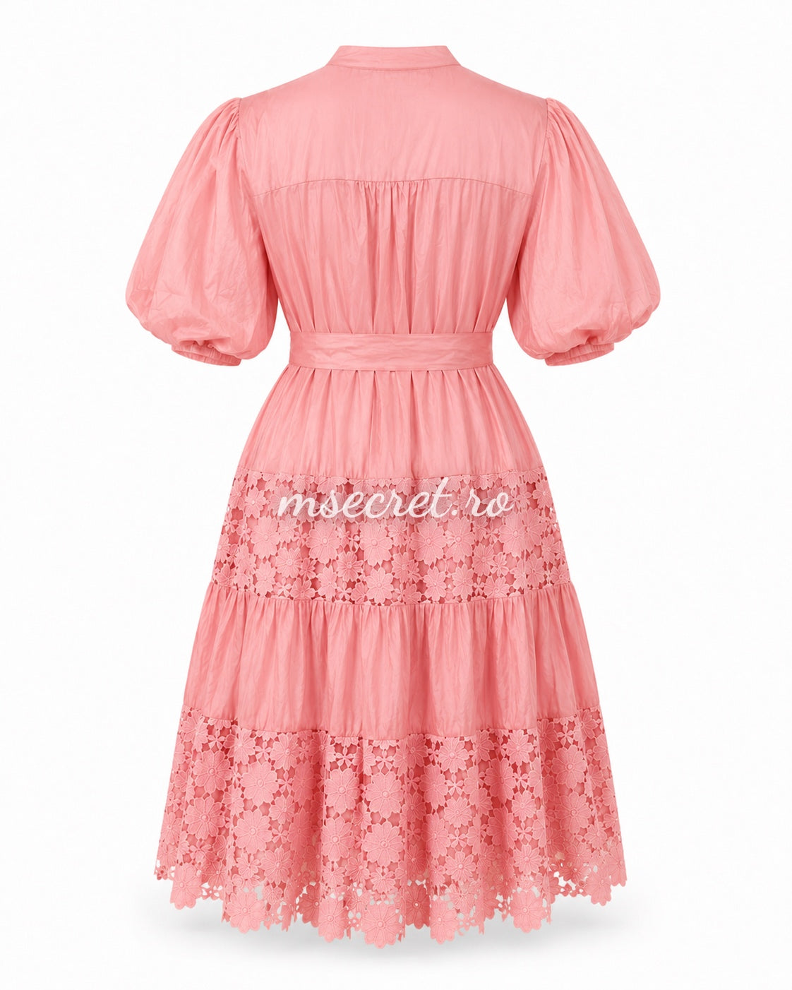Rochie roz cu maneci bufante si broderie florala