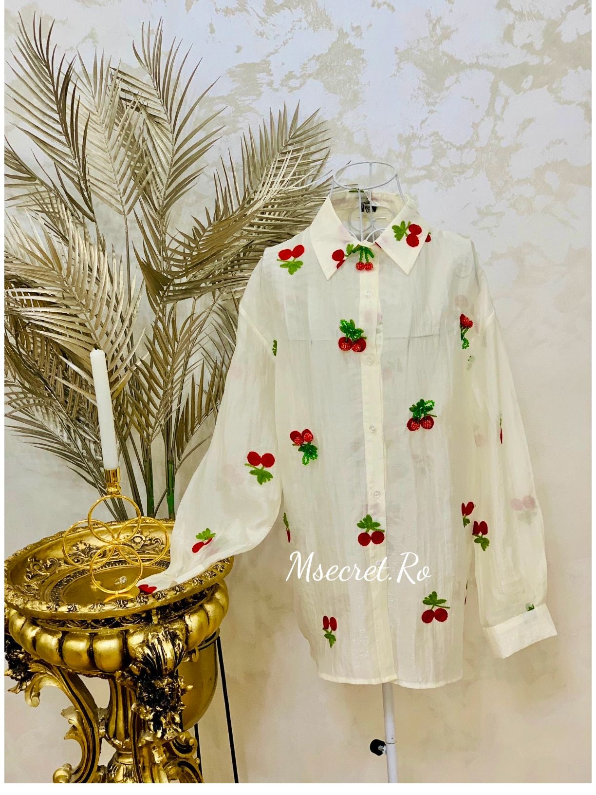 Compleu din matase cu broderie si cirese