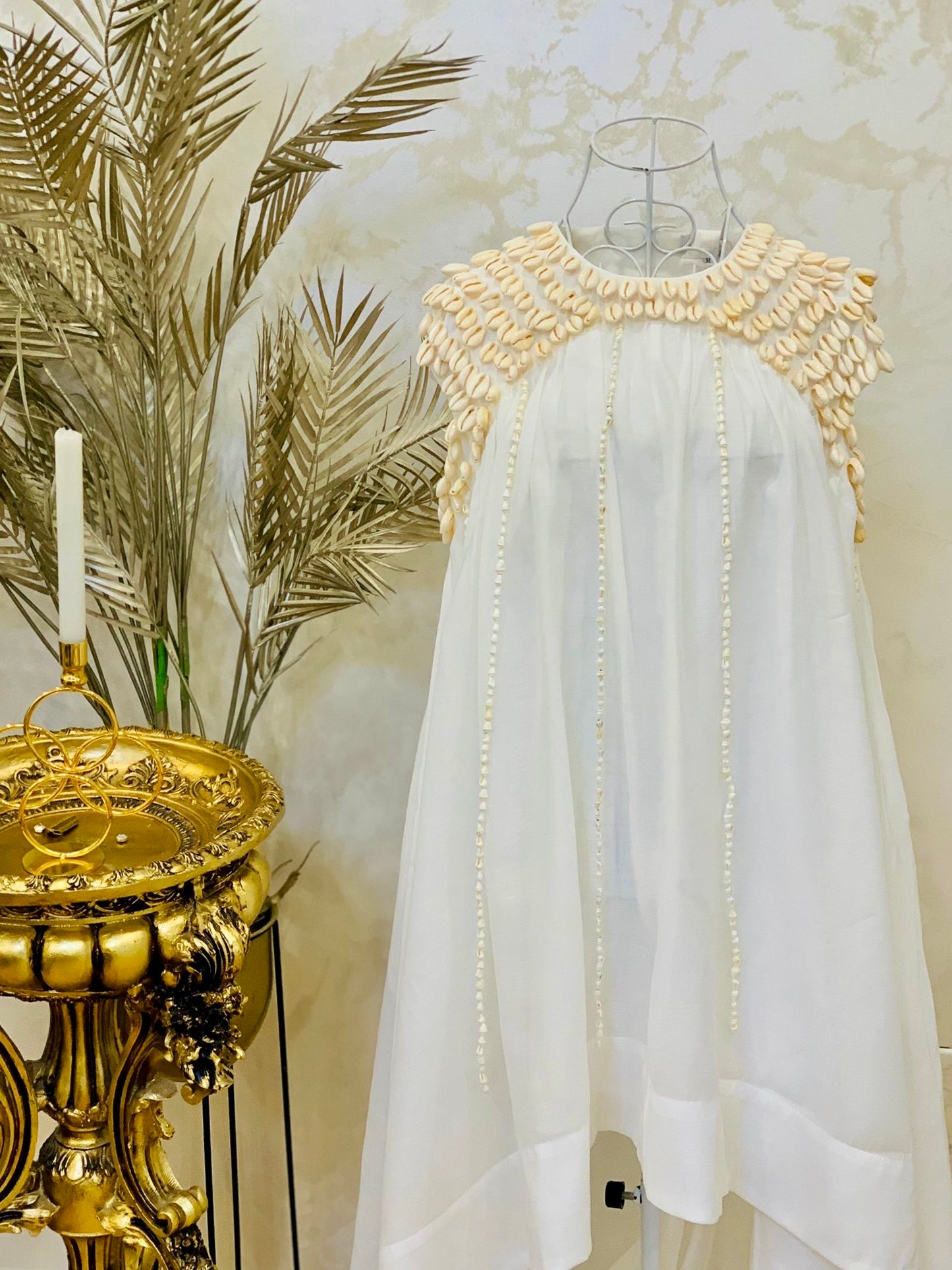Rochie din in cu scoici
