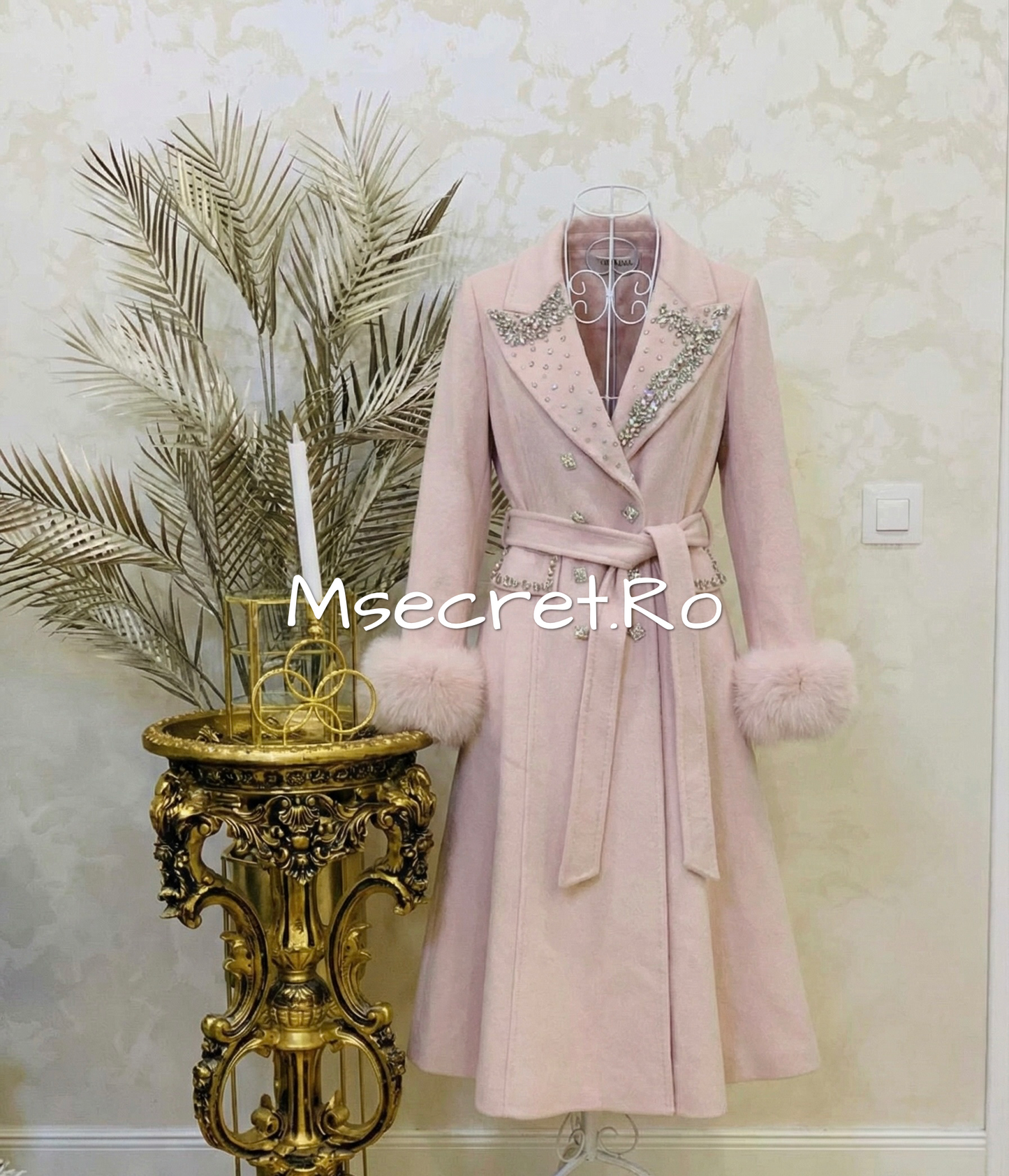 Wool coat with real fur