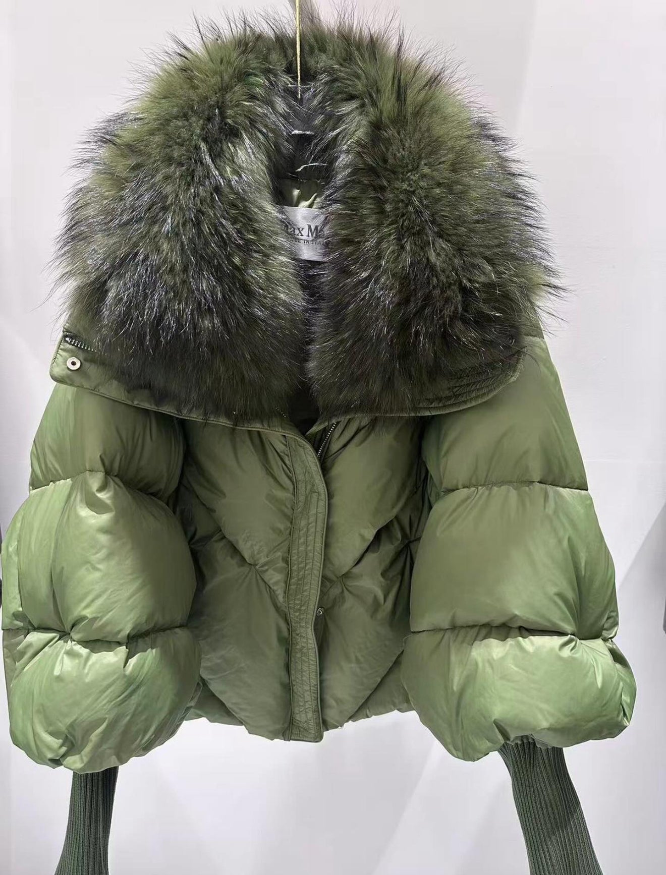 Geaca verde cu guler de blana naturala