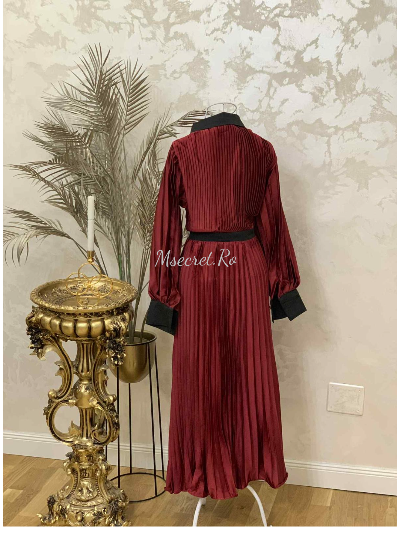Rochie visinie midi din material satinat premium