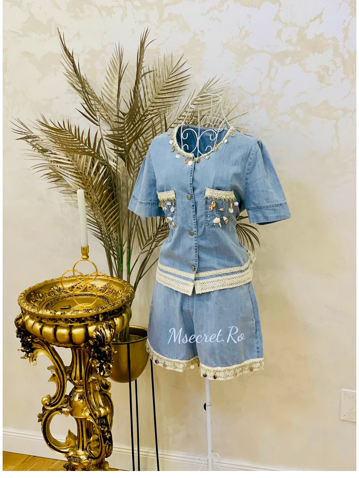 Compleu din denim cu scoici
