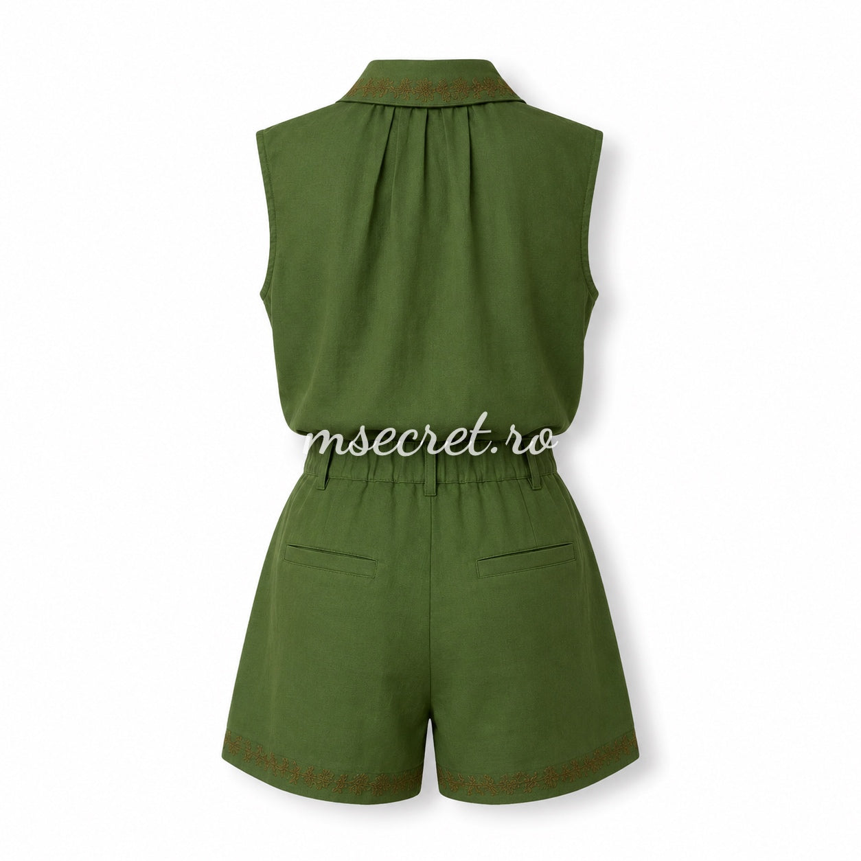 Compleu din in verde cu camasa si pantaloni scurti