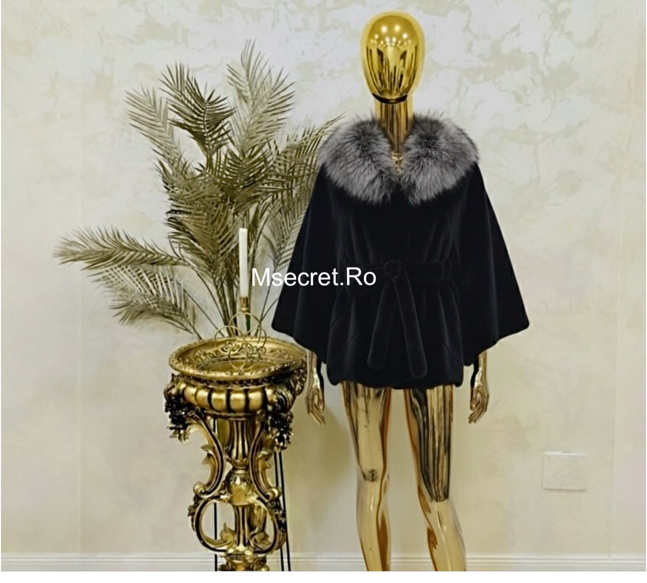 Capa din blana naturala de vulpe si alcantara