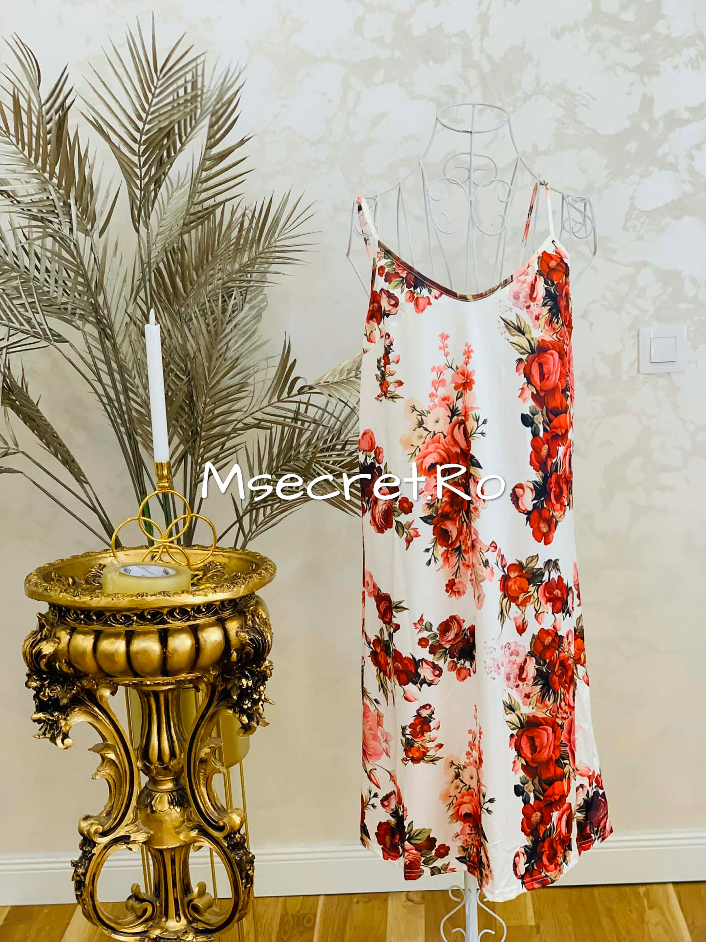 Rochie lungă din in cu imprimeu floral și aplicații 3D