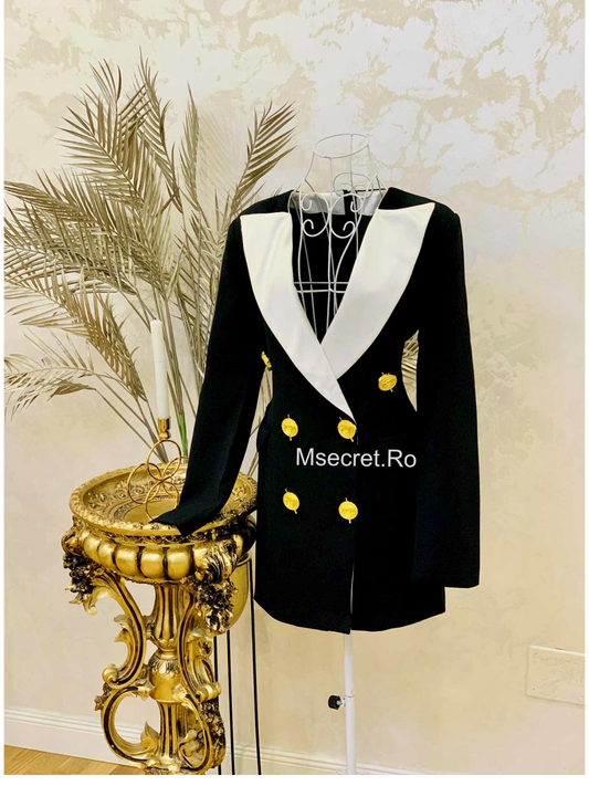 Rochie scurta neagra cu detalii aurii