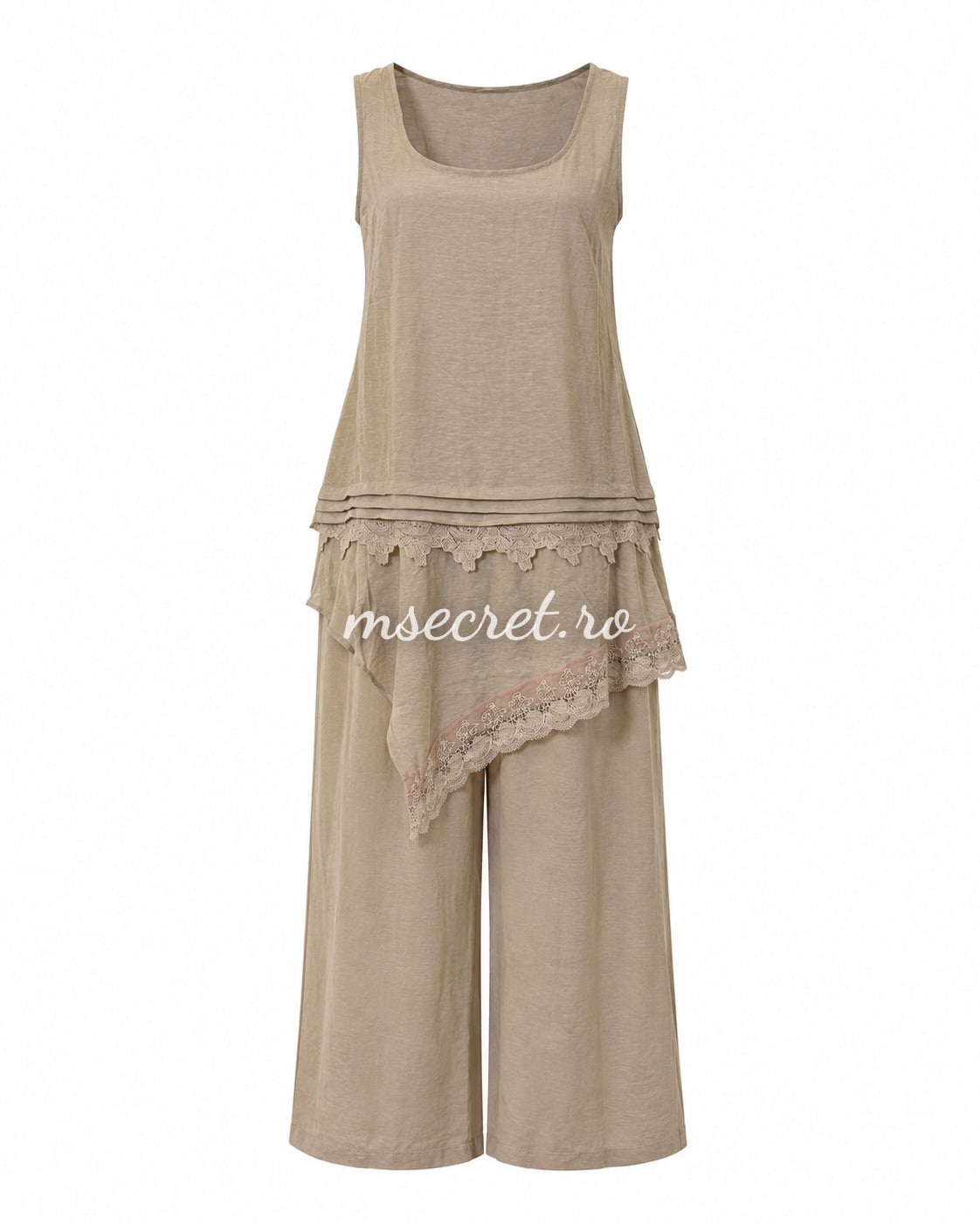 Beige set with crocheted lace vest and wide-leg pants