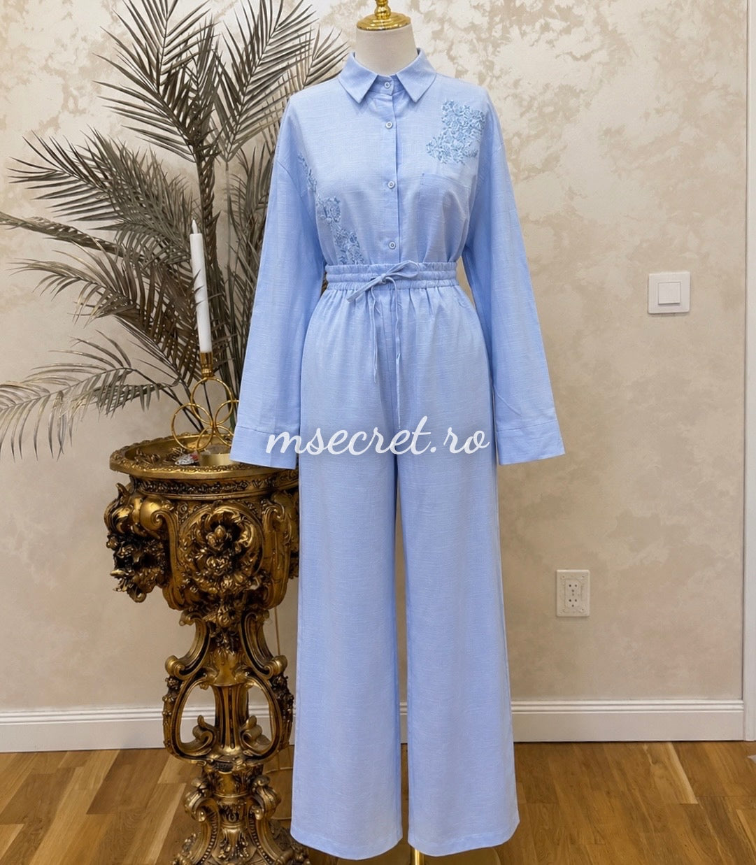 Compleu din in bleu cu broderie camasa si pantaloni largi