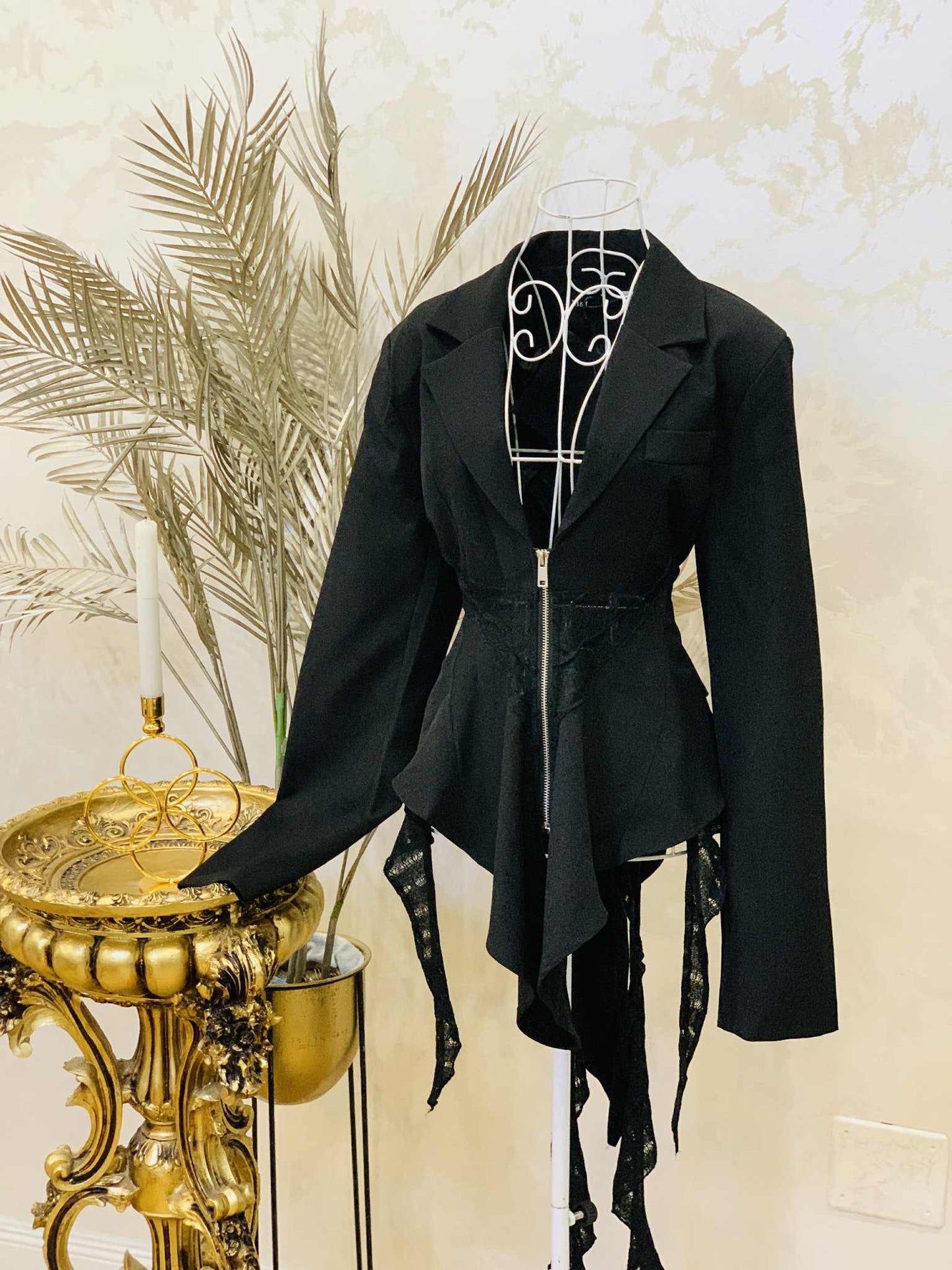 Sacou negru cu franjuri