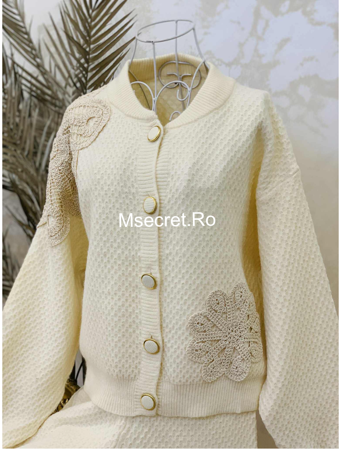 Compleu din lana cu cardigan si pantaloni lungi