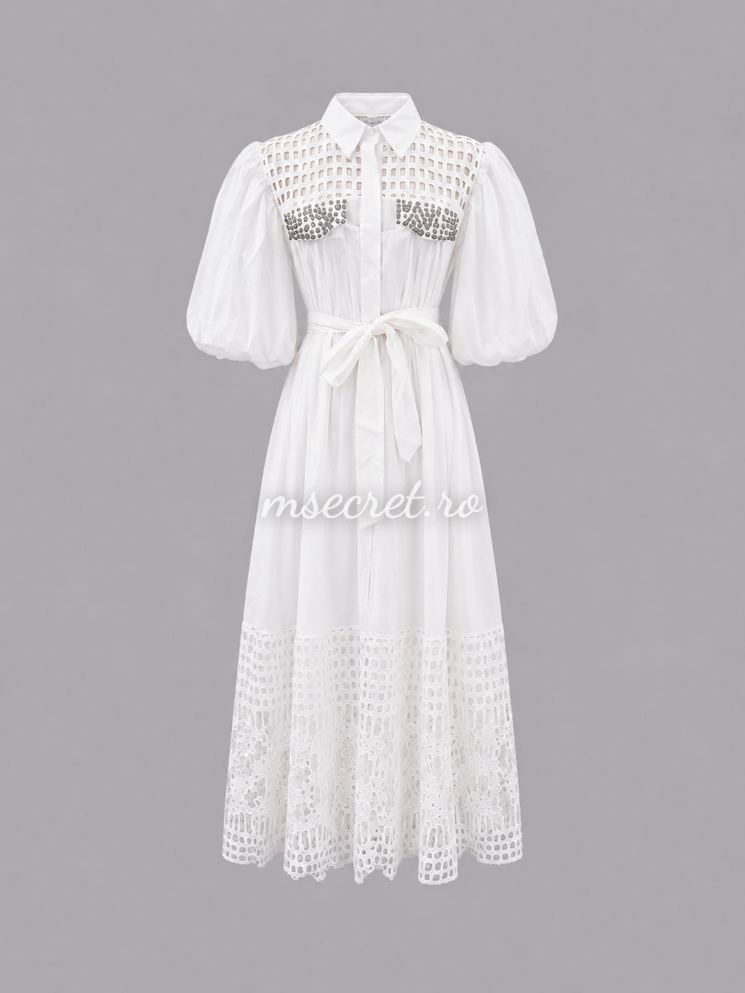 Rochie alba cu broderie perforata si aplicatii stralucitoare