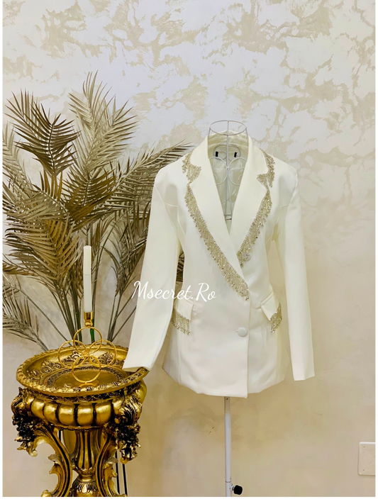 Sacou elegant alb cu franjuri strălucitori