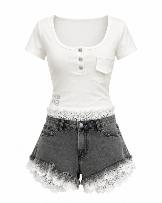 Pantaloni scurti gri din denim cu dantela alba