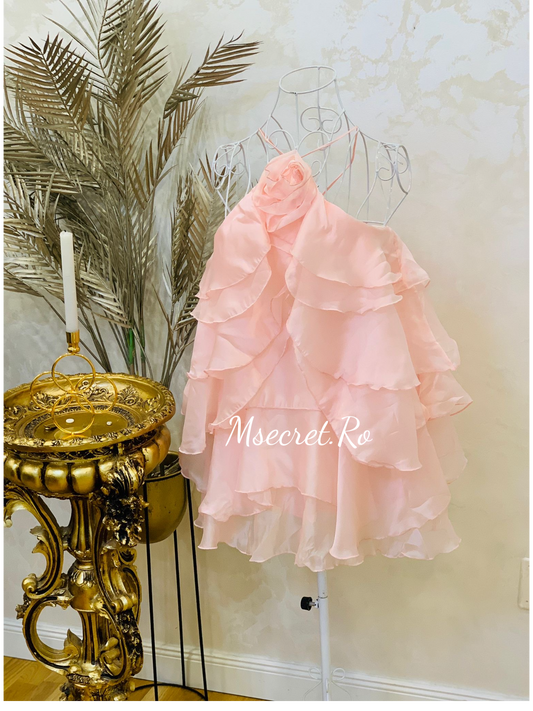 Rochie roz cu volane