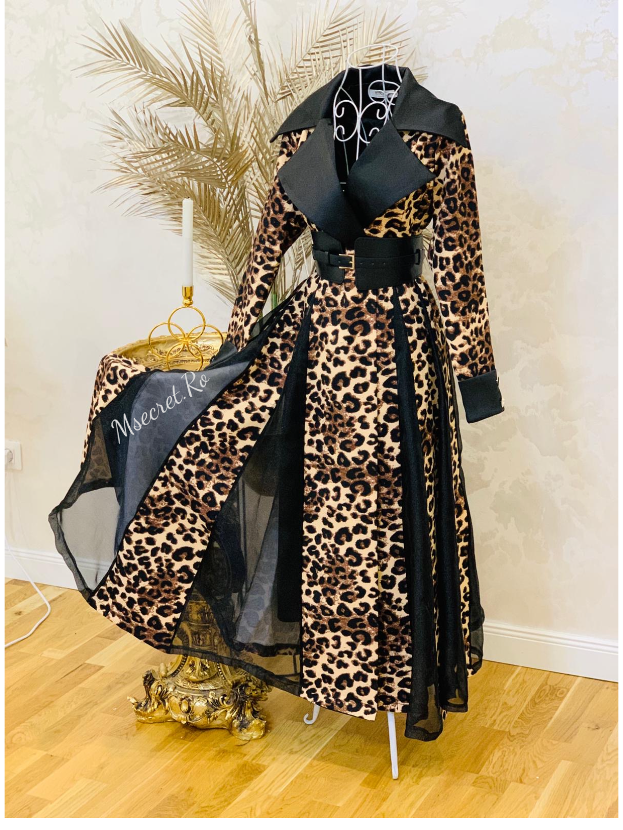 Trench rochie lung animal print cu guler