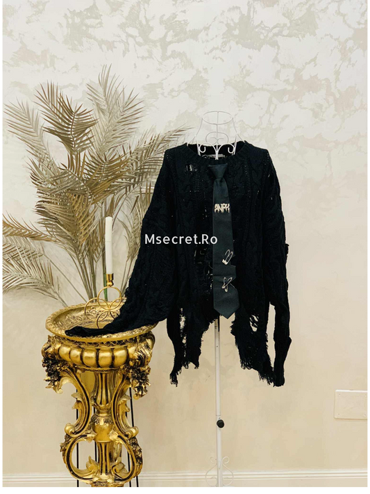 Pulover din lana Oversized cu Design Asimetric și Detalii Statement