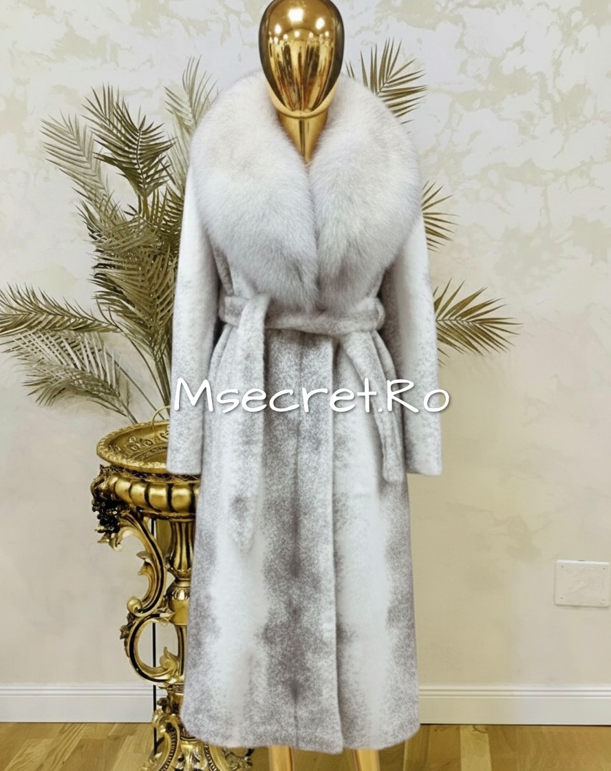 Natural fox fur and Alcantara coat